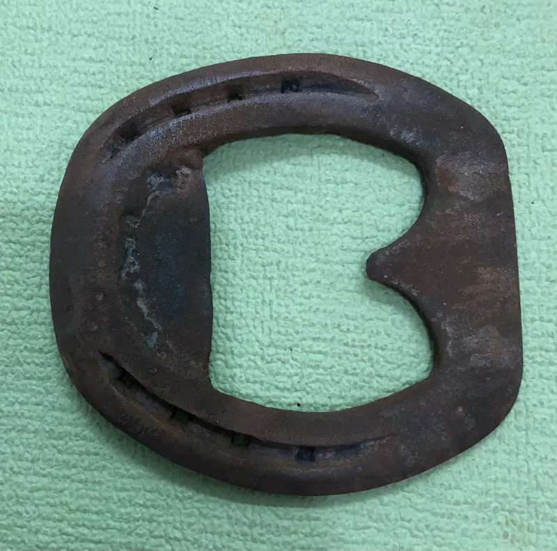 نعل قدیمی اسب