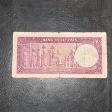 100