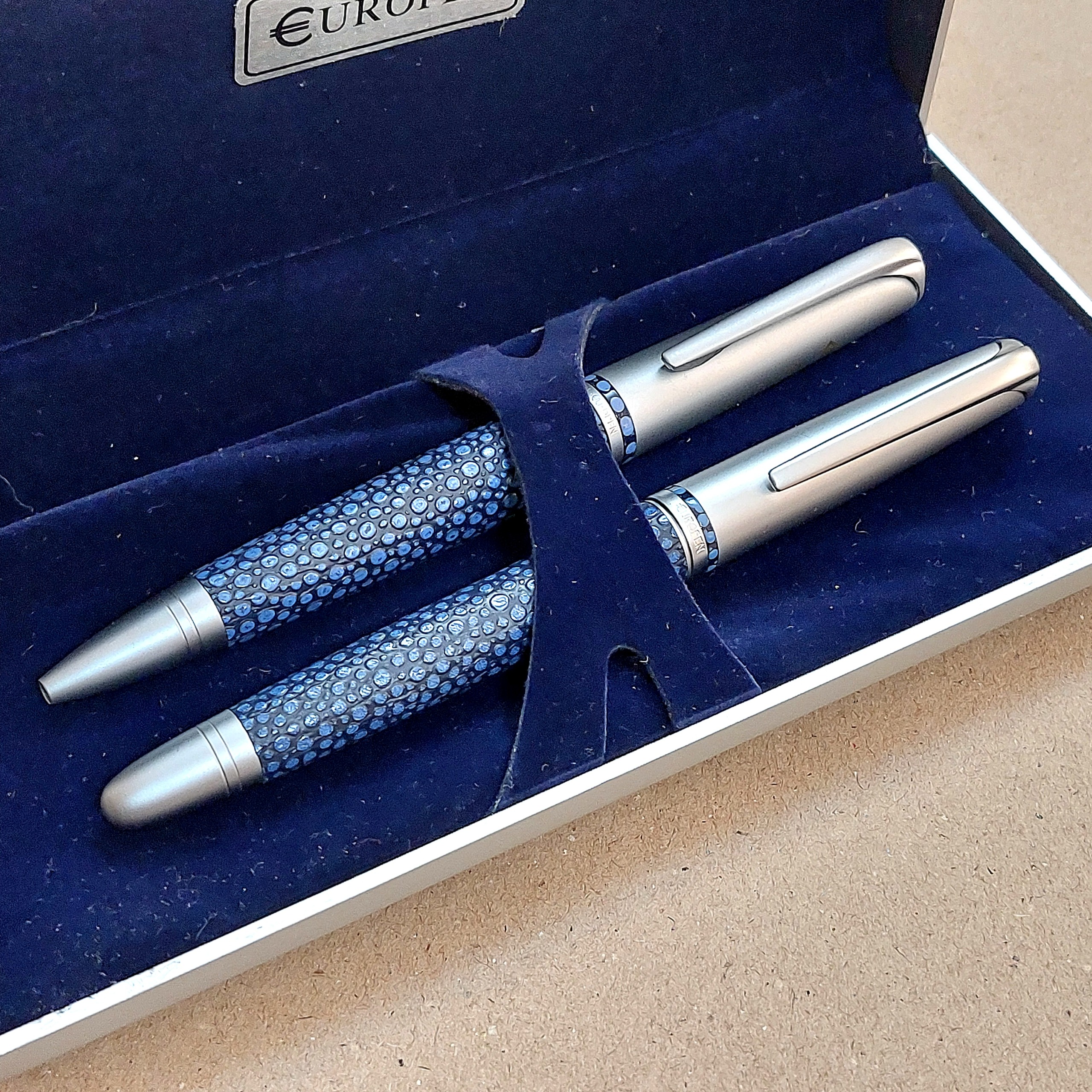 ست لاکچری خودنویس و خودکار UROPEN نو با جعبه