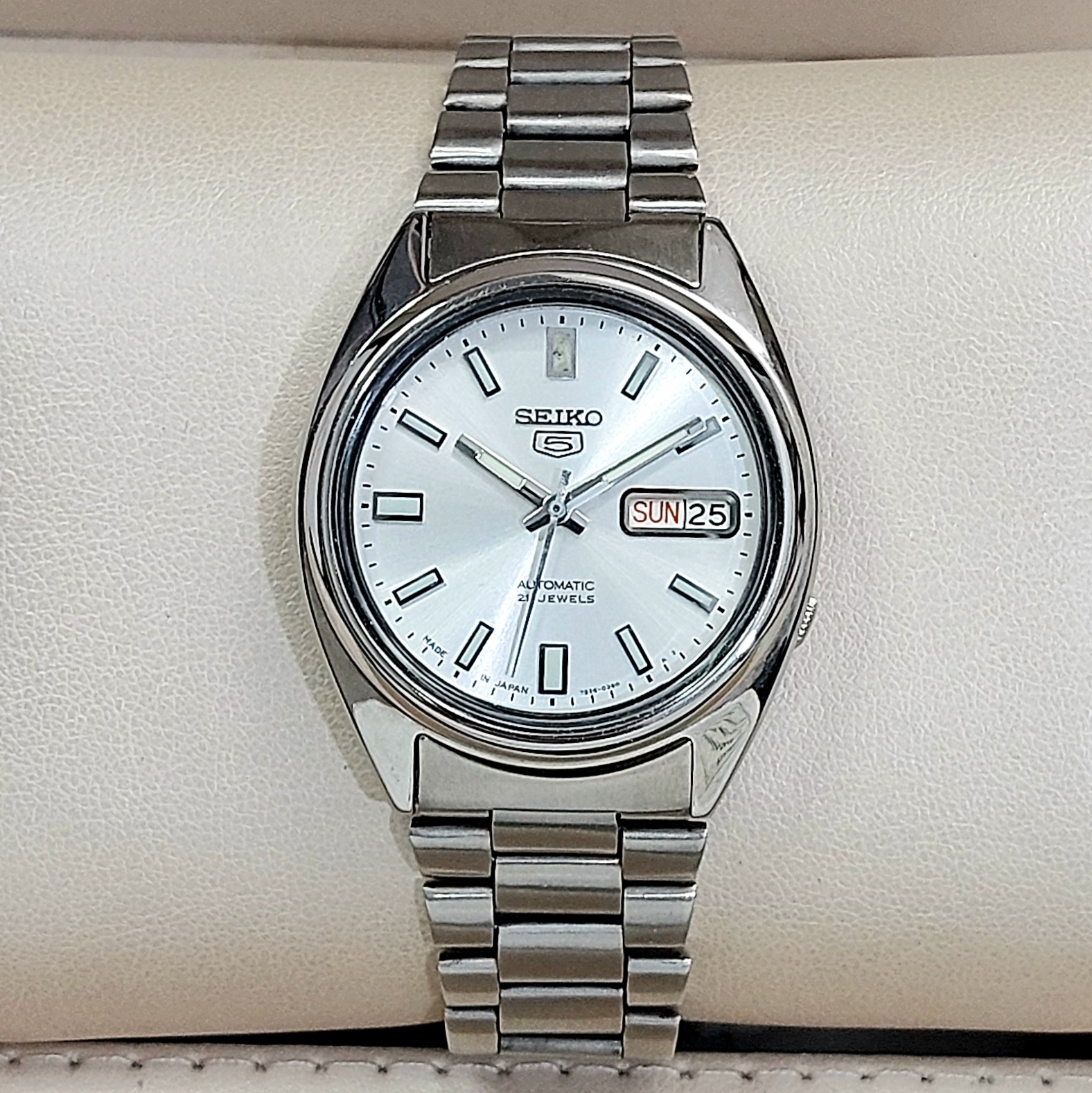 SEIKO اتوماتیک اورجینال ژاپن پشت شیشه ای درحدآک