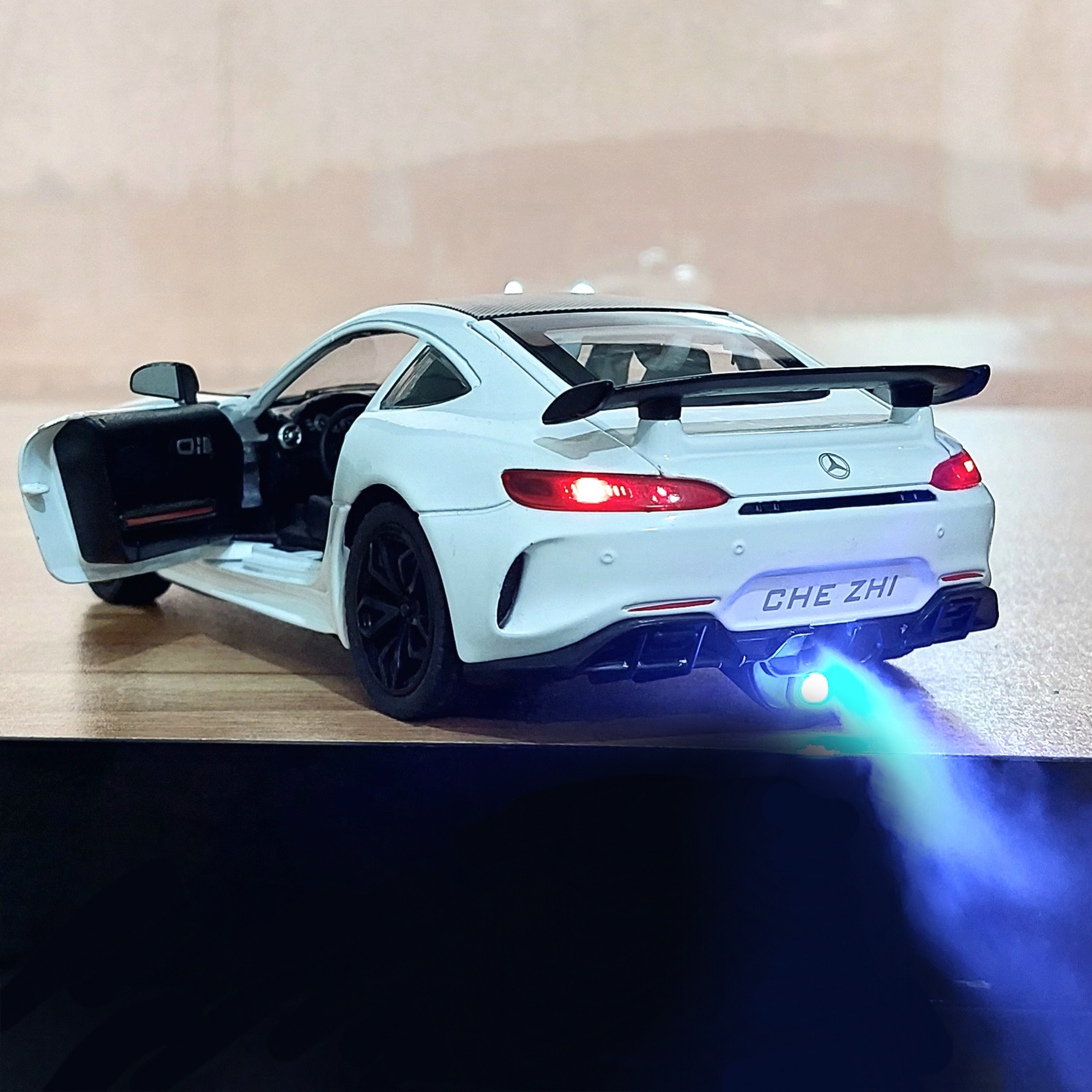 ماکت دودزا BENZ فلزی کوپه چراغ دار خاص