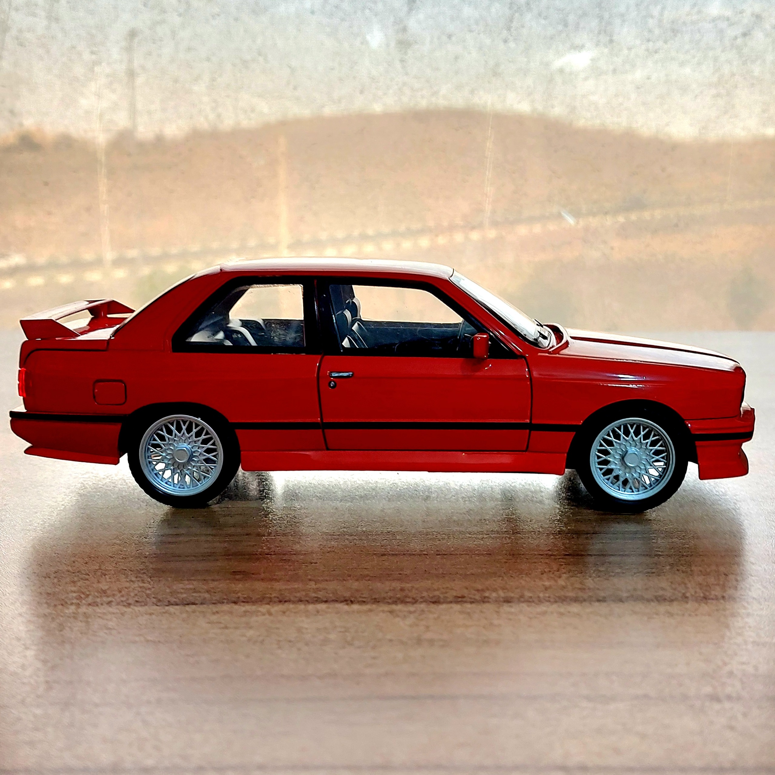 ماکت BMW کوپه فلزی فوق کلکسیونی رنگ بیتکرار