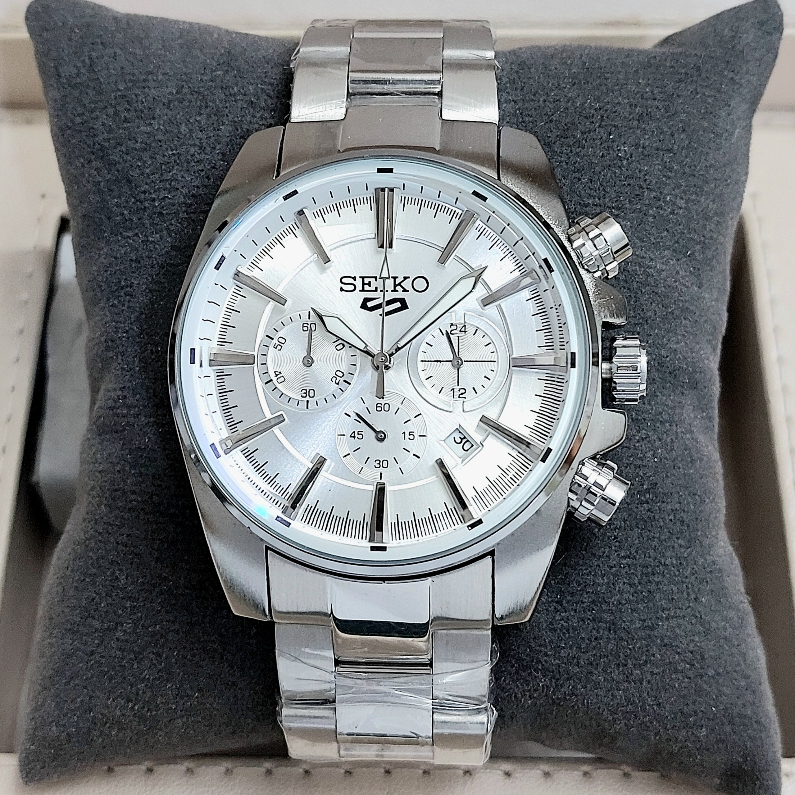 SEIKO چهار موتوره کرنوگراف تقویم دار با جعبه