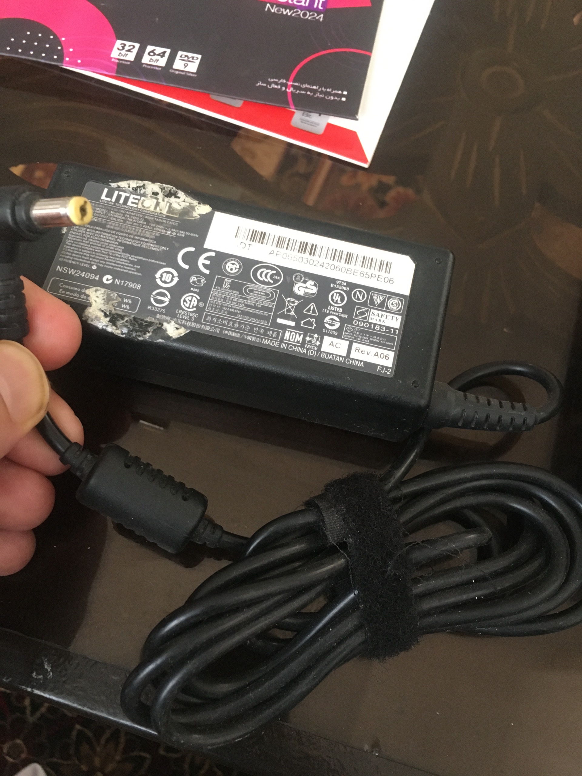 شارژر لپ تاپ لیتون