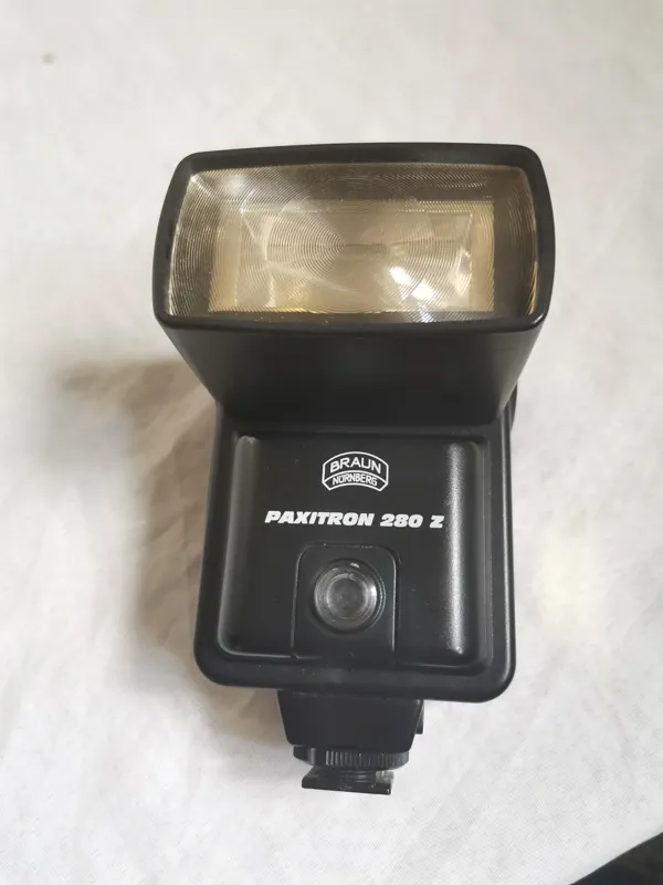 فلاش دوربین عکاسی BRAUN NORNBERG  PAXITRON 280 Z