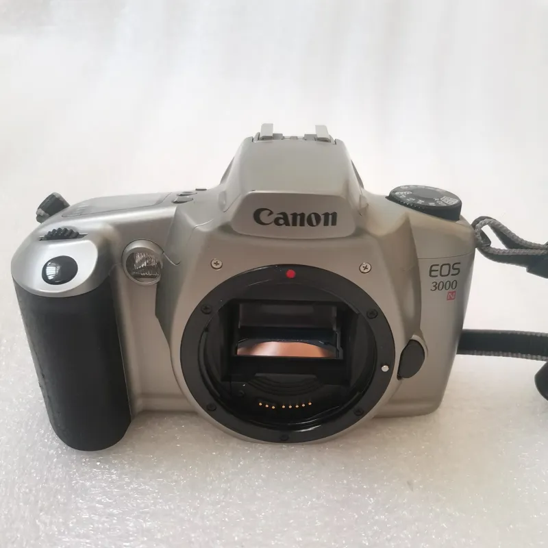 دوربین عکاسی قدیمی کانون canon EOS 3000