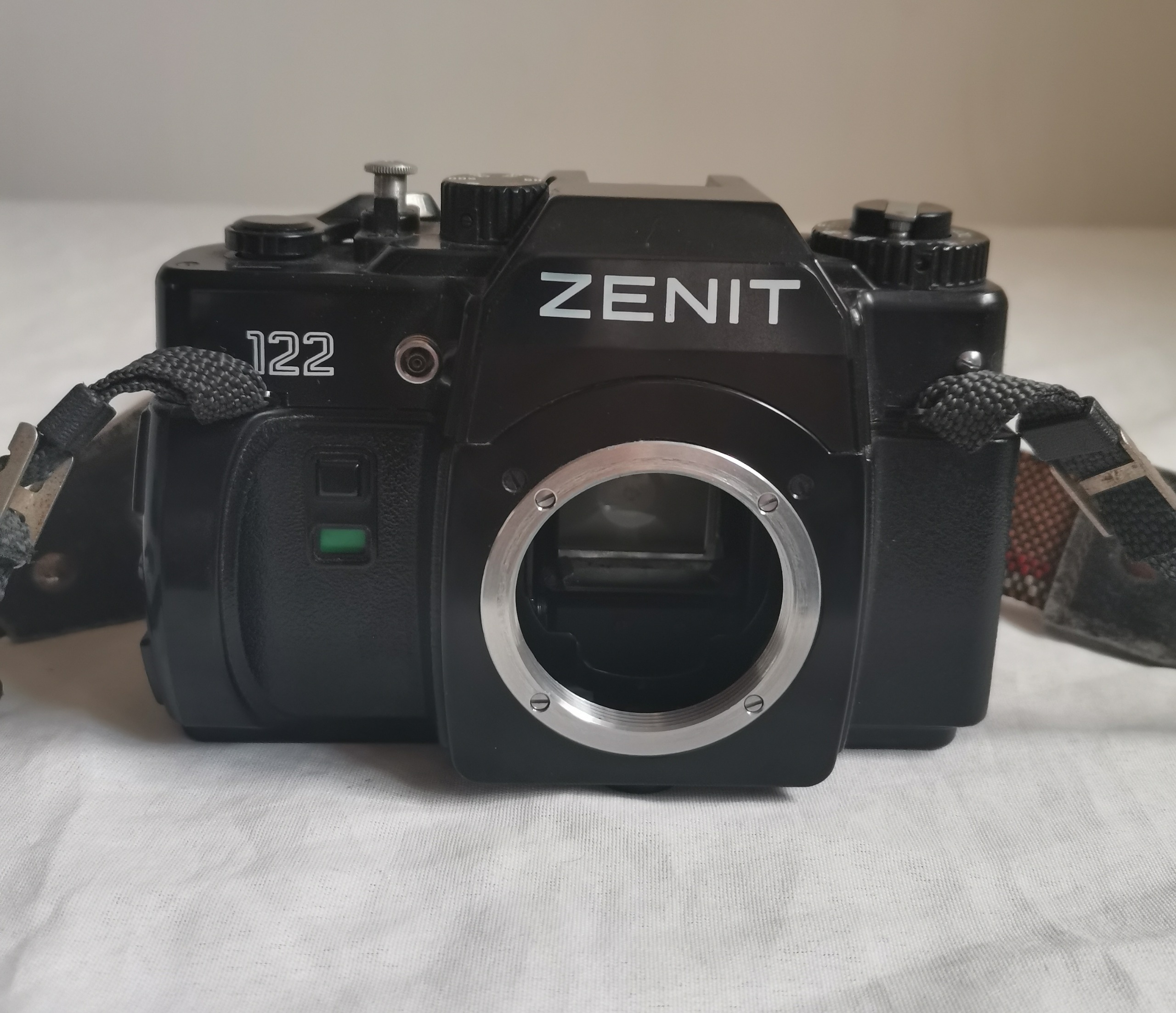 بدنه دوربین عکاسی آنالوگ زنیت 122 Zenit