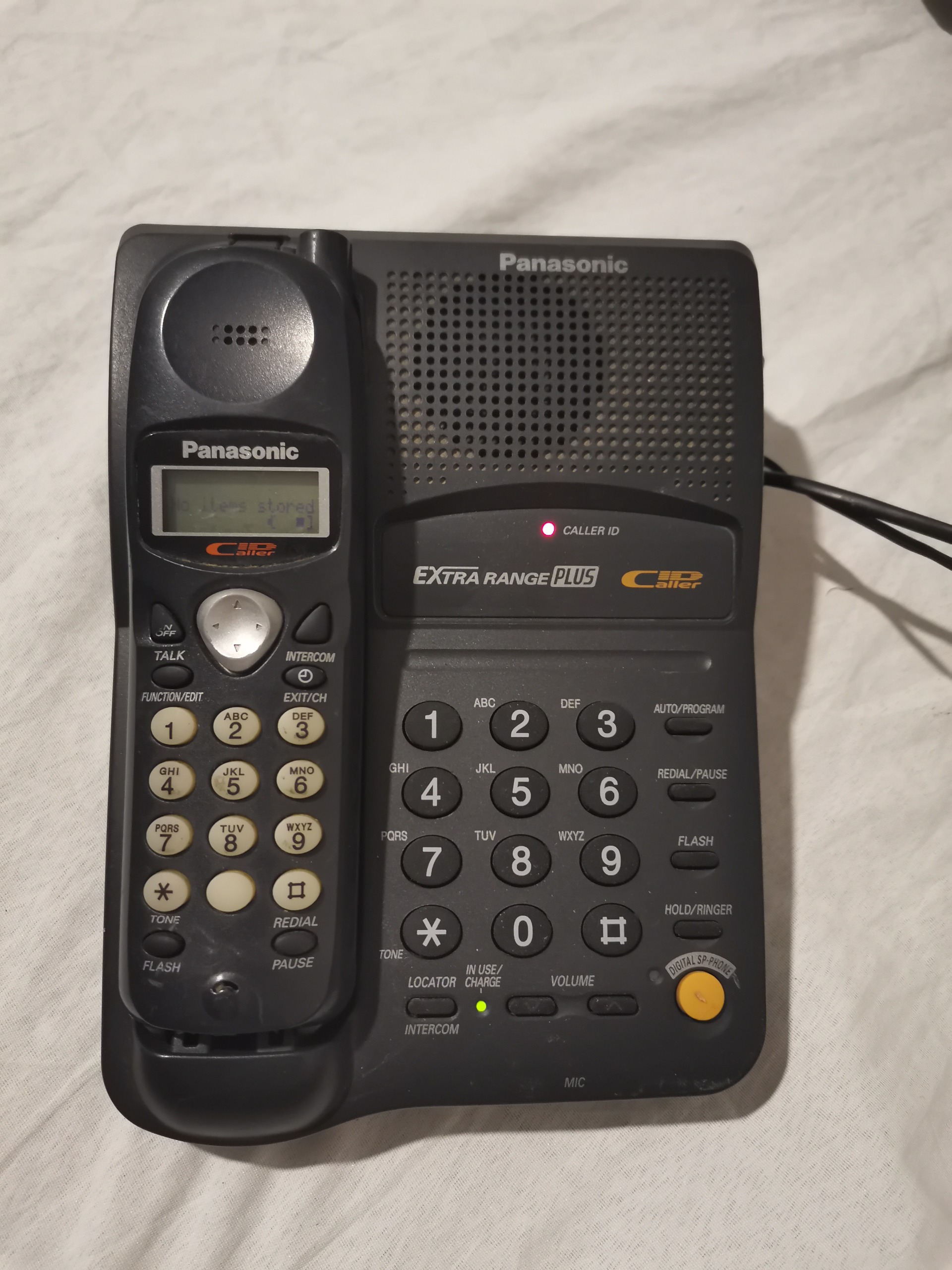 تلفن پاناسونیک مدل KX-TC1222JXB (توضیح دارد