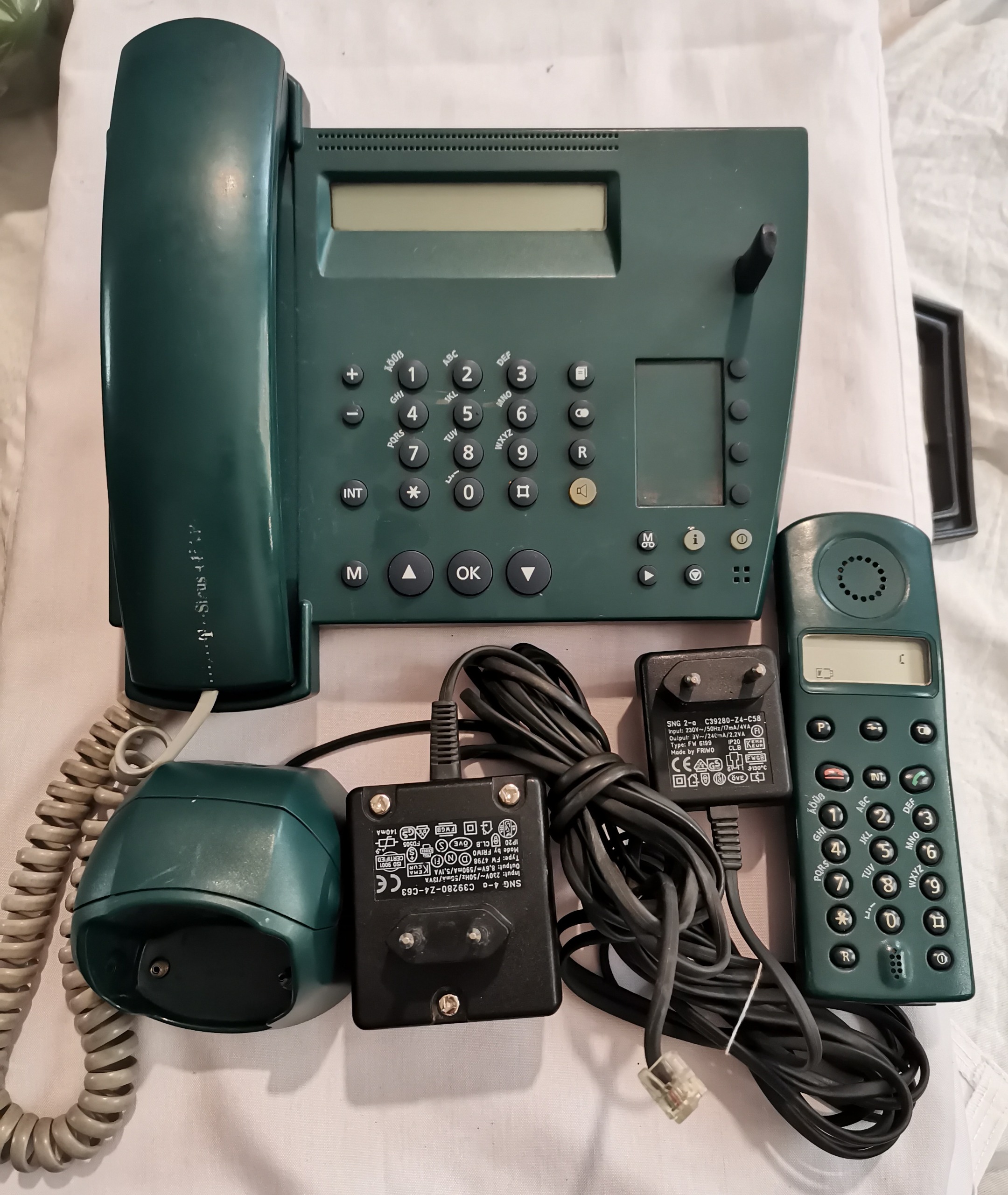 تلفن بی سیمی زیمنس آلمان (توضیح دارد