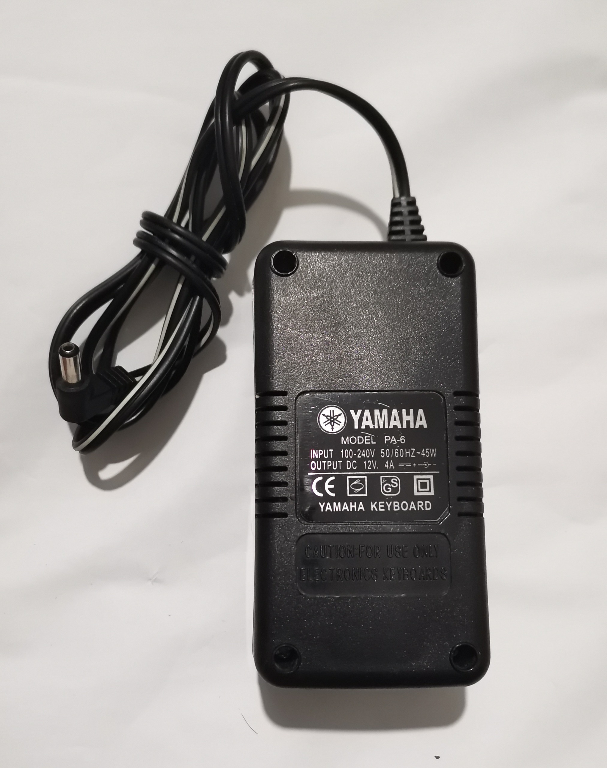 آداپتور کیبورد YAMAHAمدل آداپتور PA-6