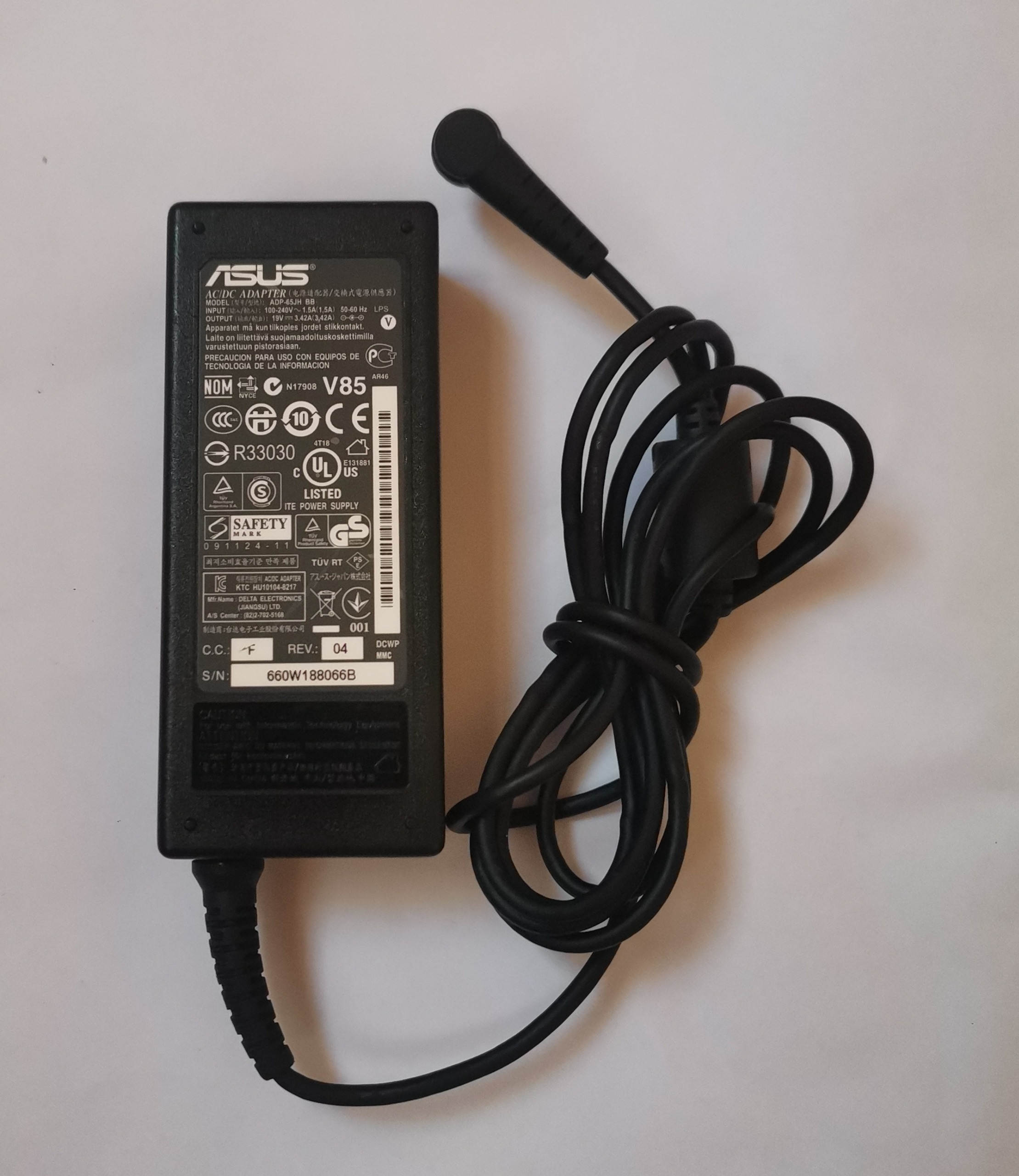 آداپتور 19 ولت ایسوس