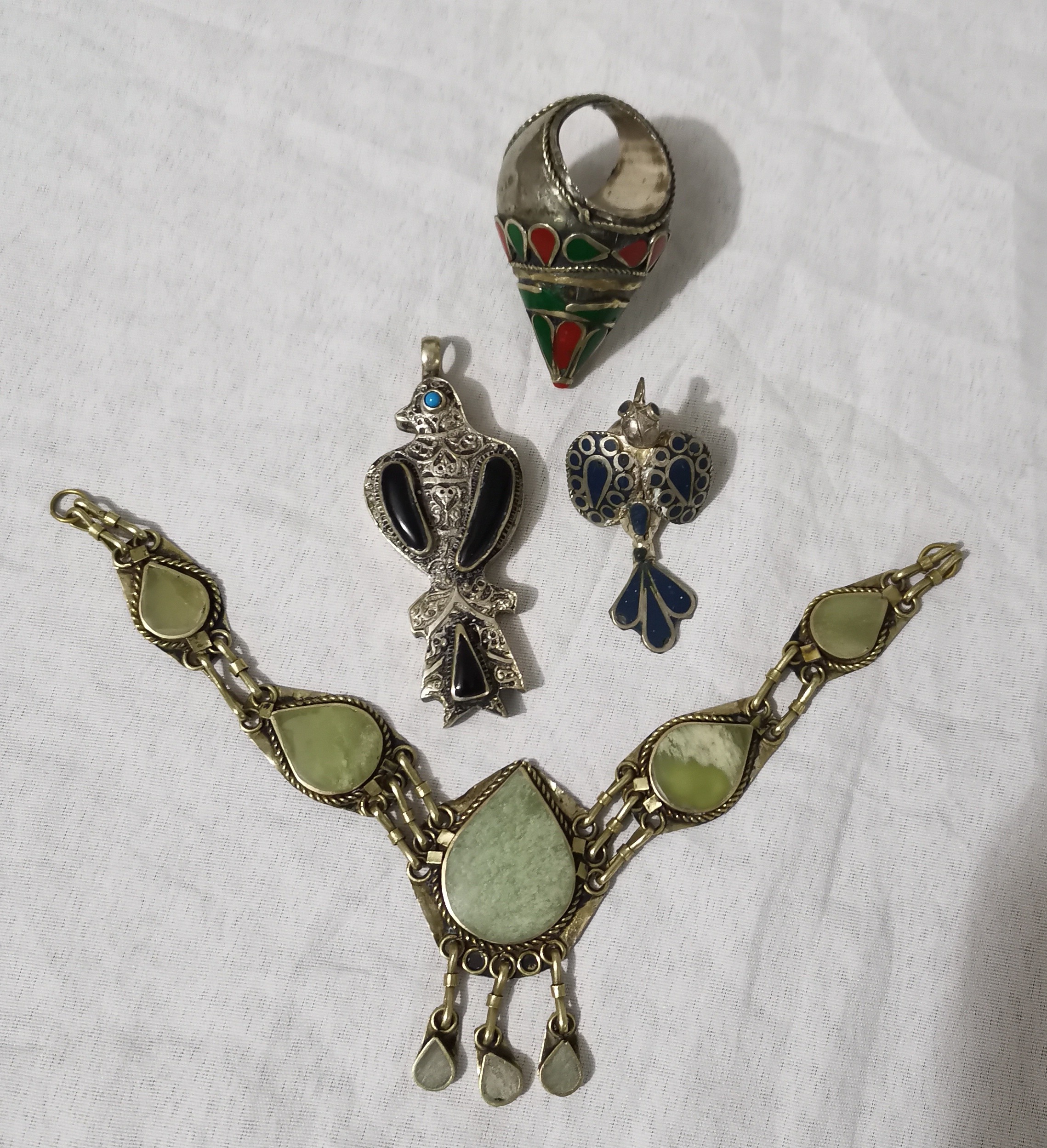 گردنبند انگشتر و آویز ورشو قدیمی