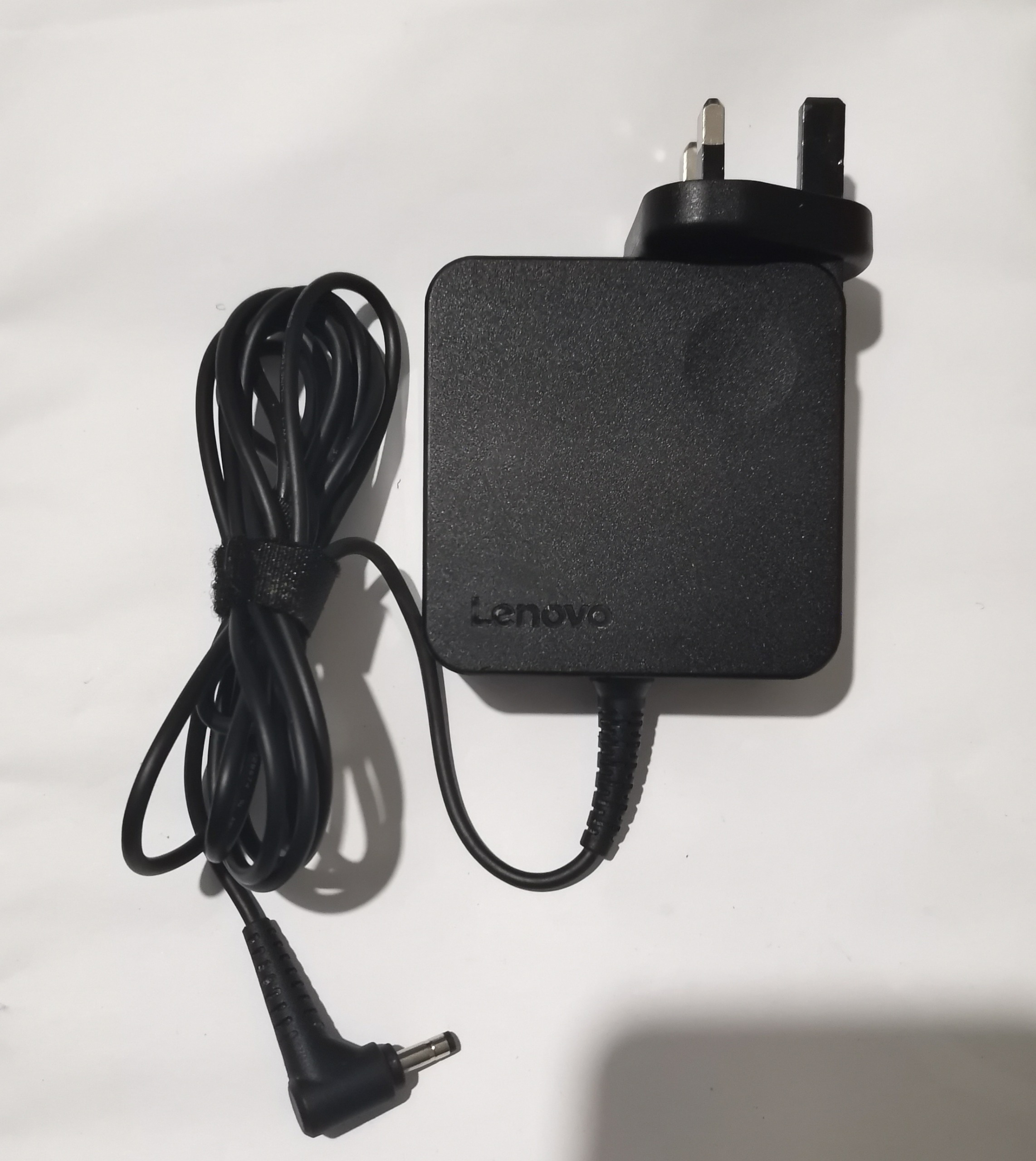 آداپتور 20 ولت لنوو Lenovo