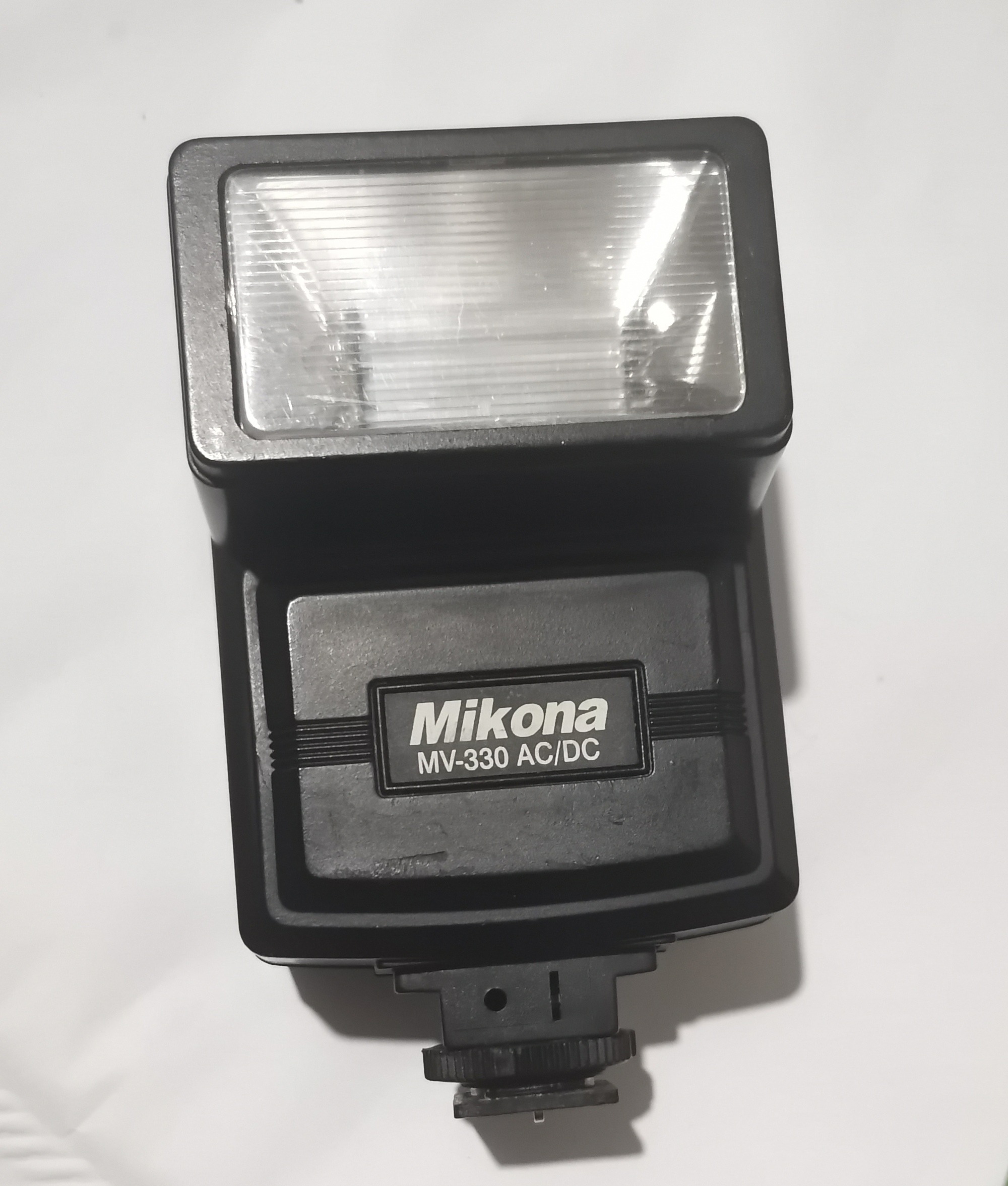 فلاش دوربین عکاسی قدیمی میکونا Mikona