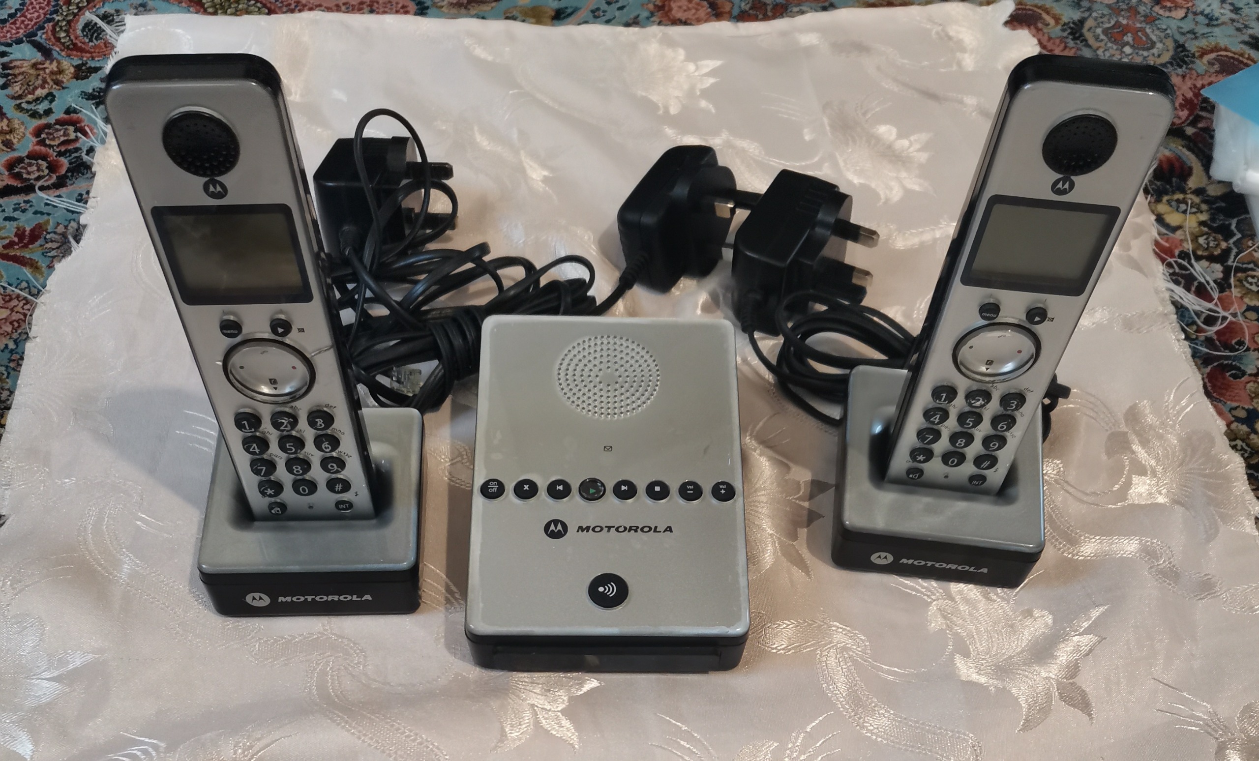 تلفن ثابت بی سیم موتورلا MOTOROLA TELEPHONE D712