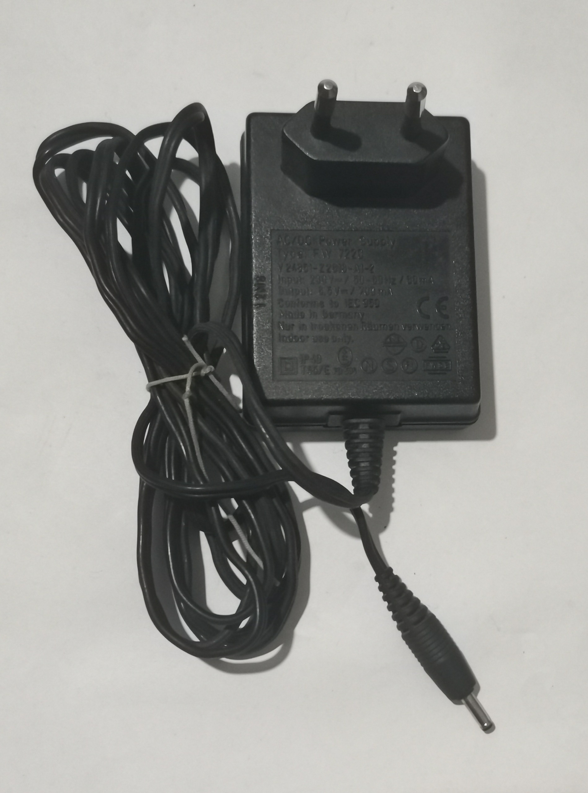 آداپتور 6.5 ولت آلمانی 700 میلی آمپر