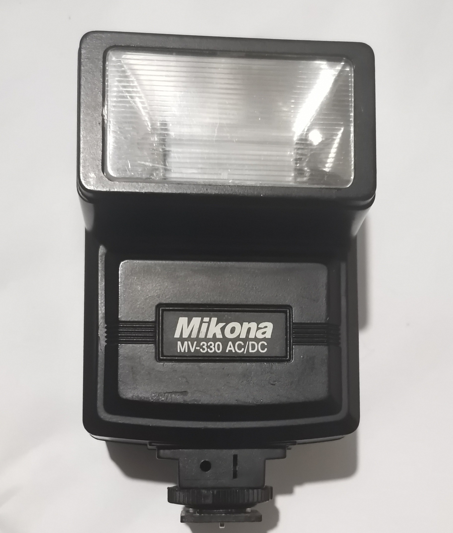 فلاش دوربین عکاسی قدیمی میکونا Mikona