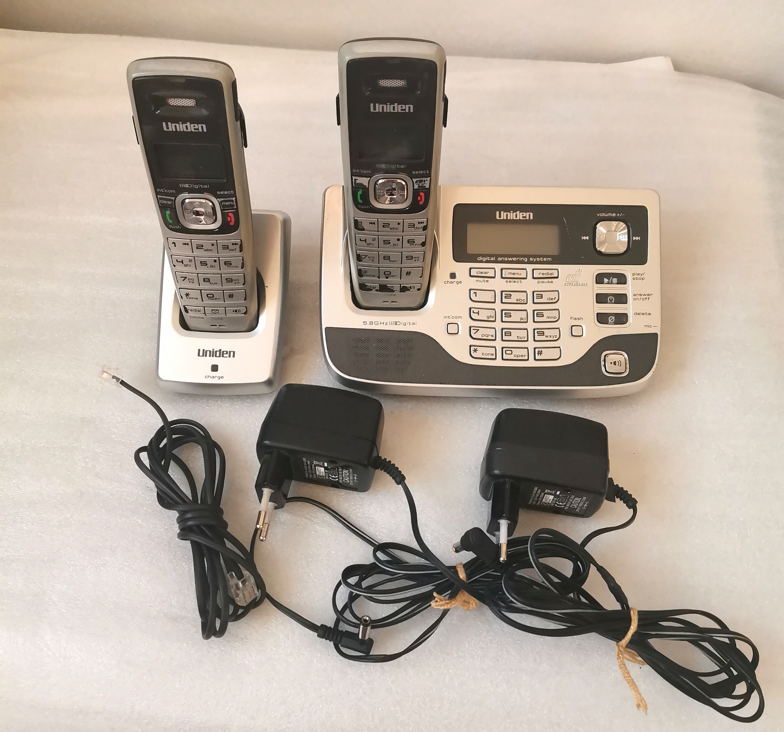 تلفن بی سیمی یونیدن ویتنام دو گوشی