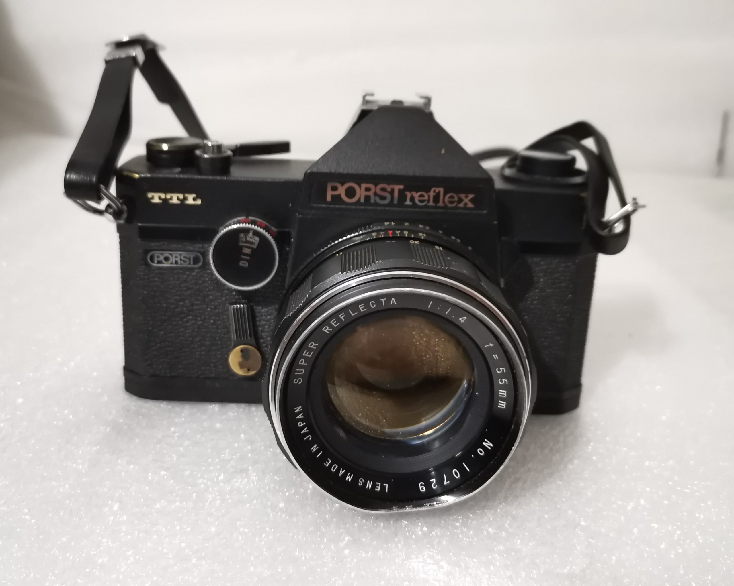 دوربین عکاسی قدیمی Porst Reflex TTL