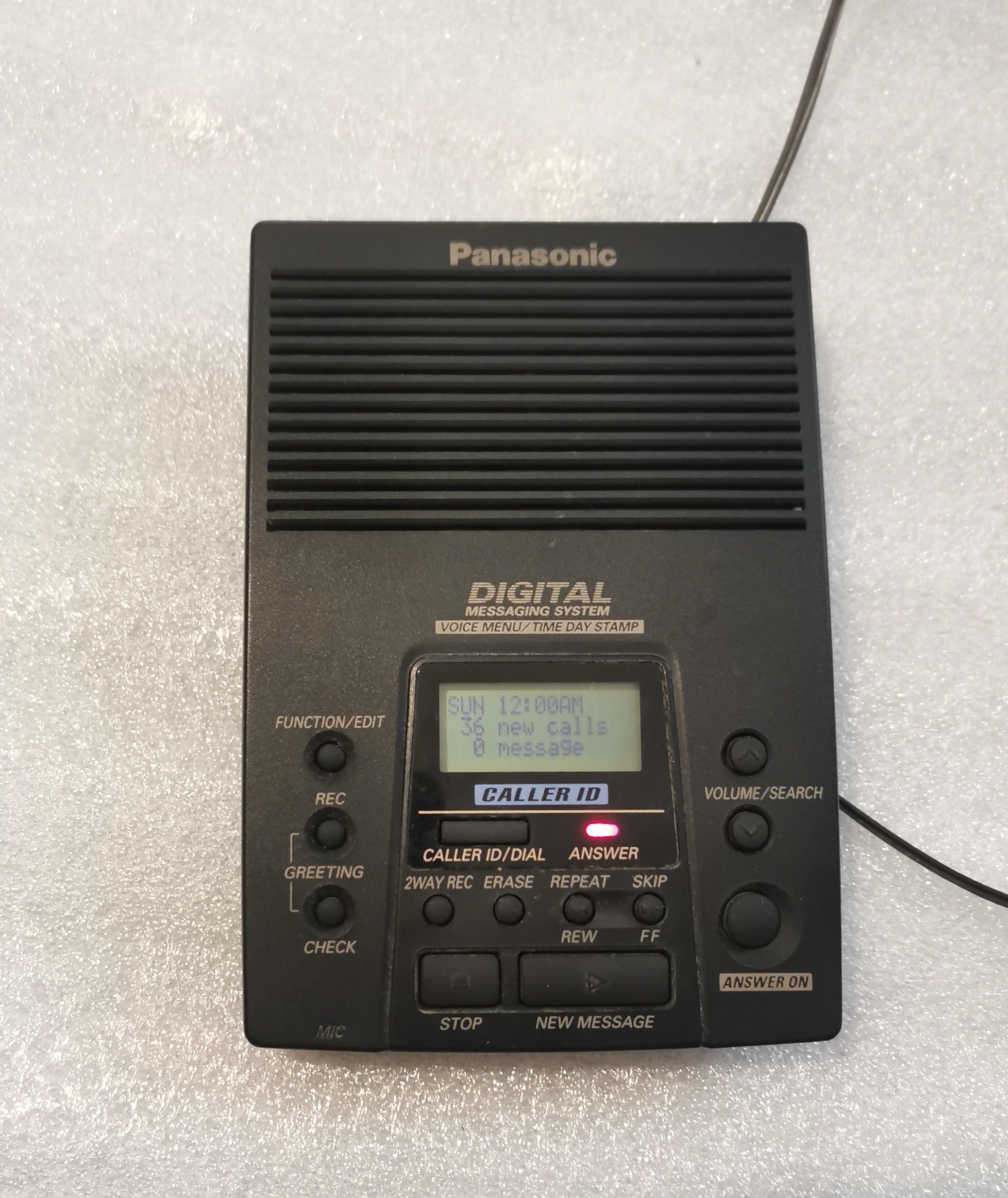 پیغامگیر دیجیتال پاناسونیک مالزی (توضیح دارد