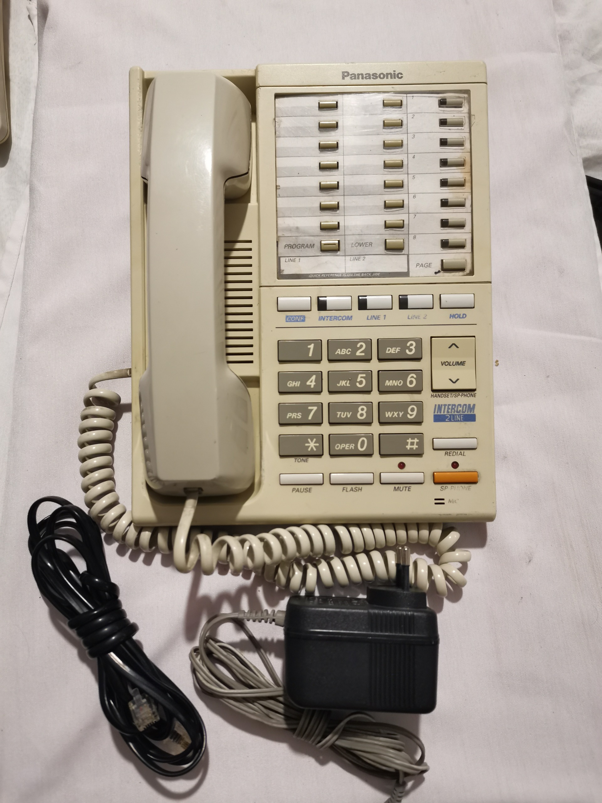 تلفن باسیم رومیزی پاناسونیک مدل KX-TS3281BXW