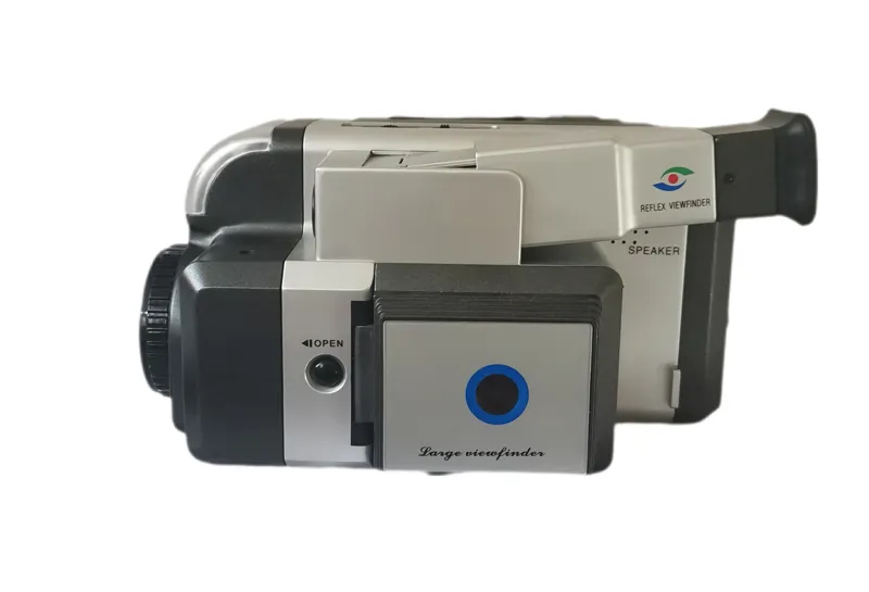 دوربین فیلمبرداری قدیمی کاست خور (توضیح دارد