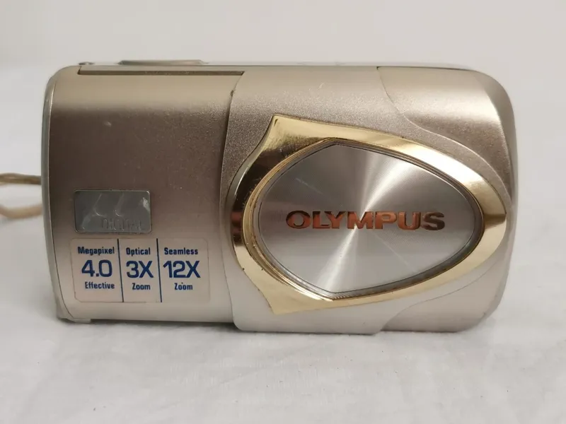 دوربین عکاسی قدیمی المپوس مدل olympus mju 410
