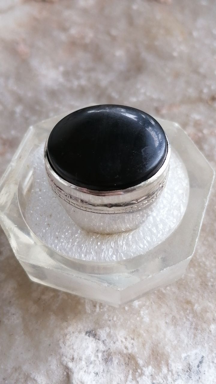 انگشتر نقره عقیق مشکی دستساز