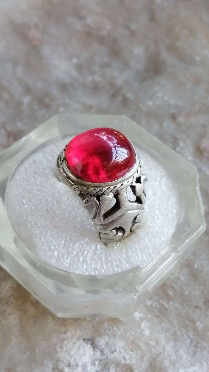 انگشتر نقره یاقوت سختی دار المان