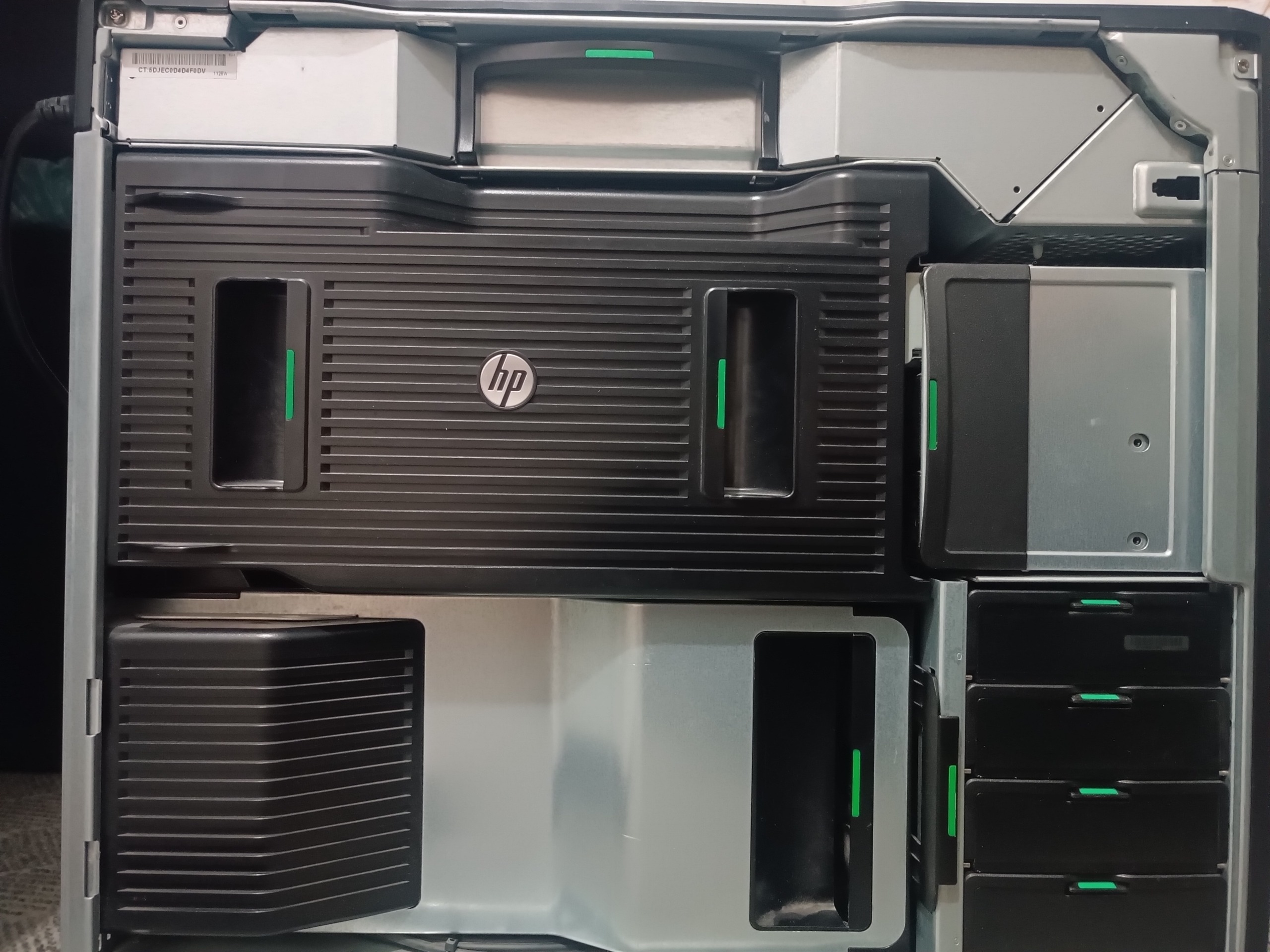 کیس hp z820
