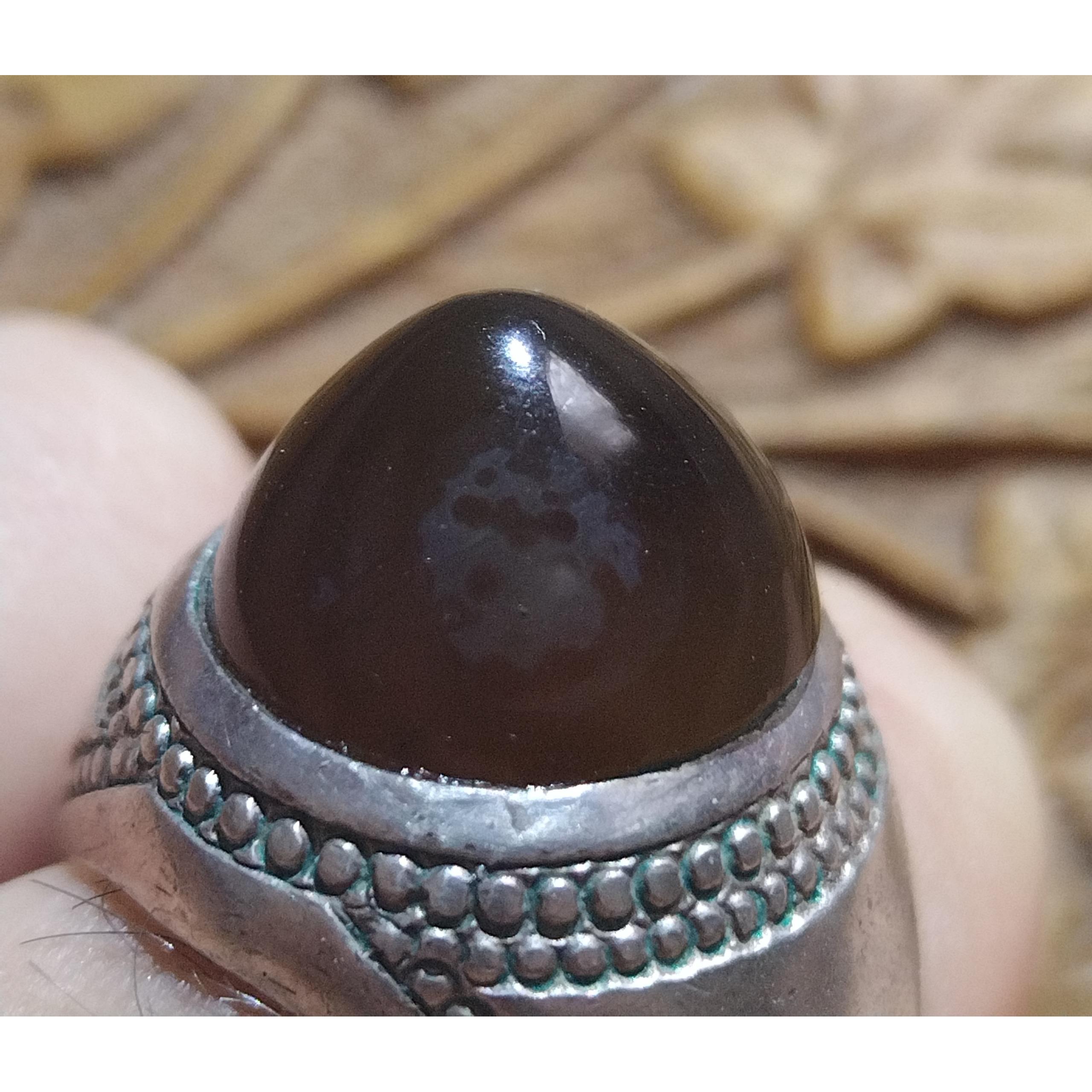 جزع یمنی کهنه مصور غول