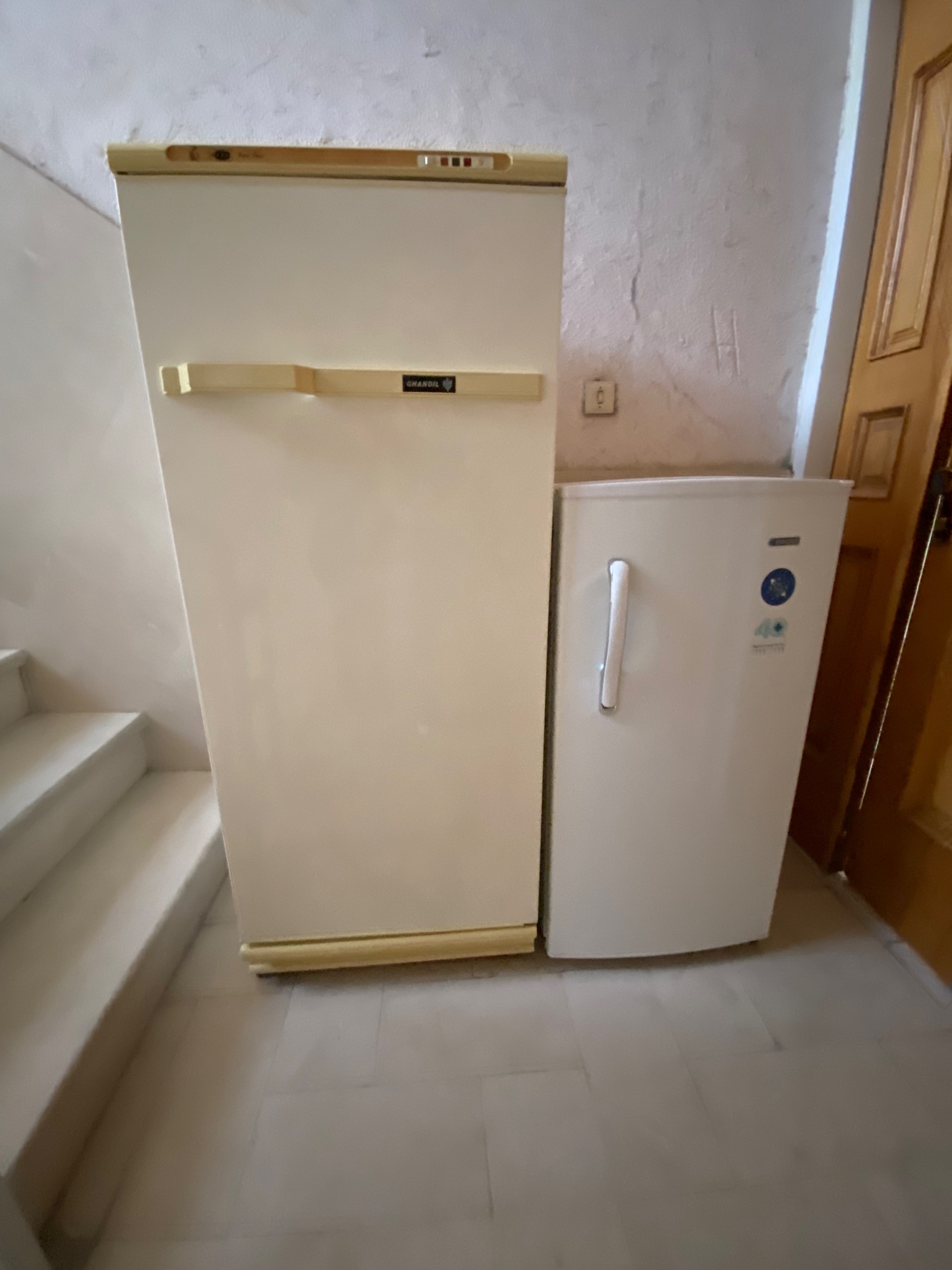 یخچال ایستکول9فوت و فریزر قندیل