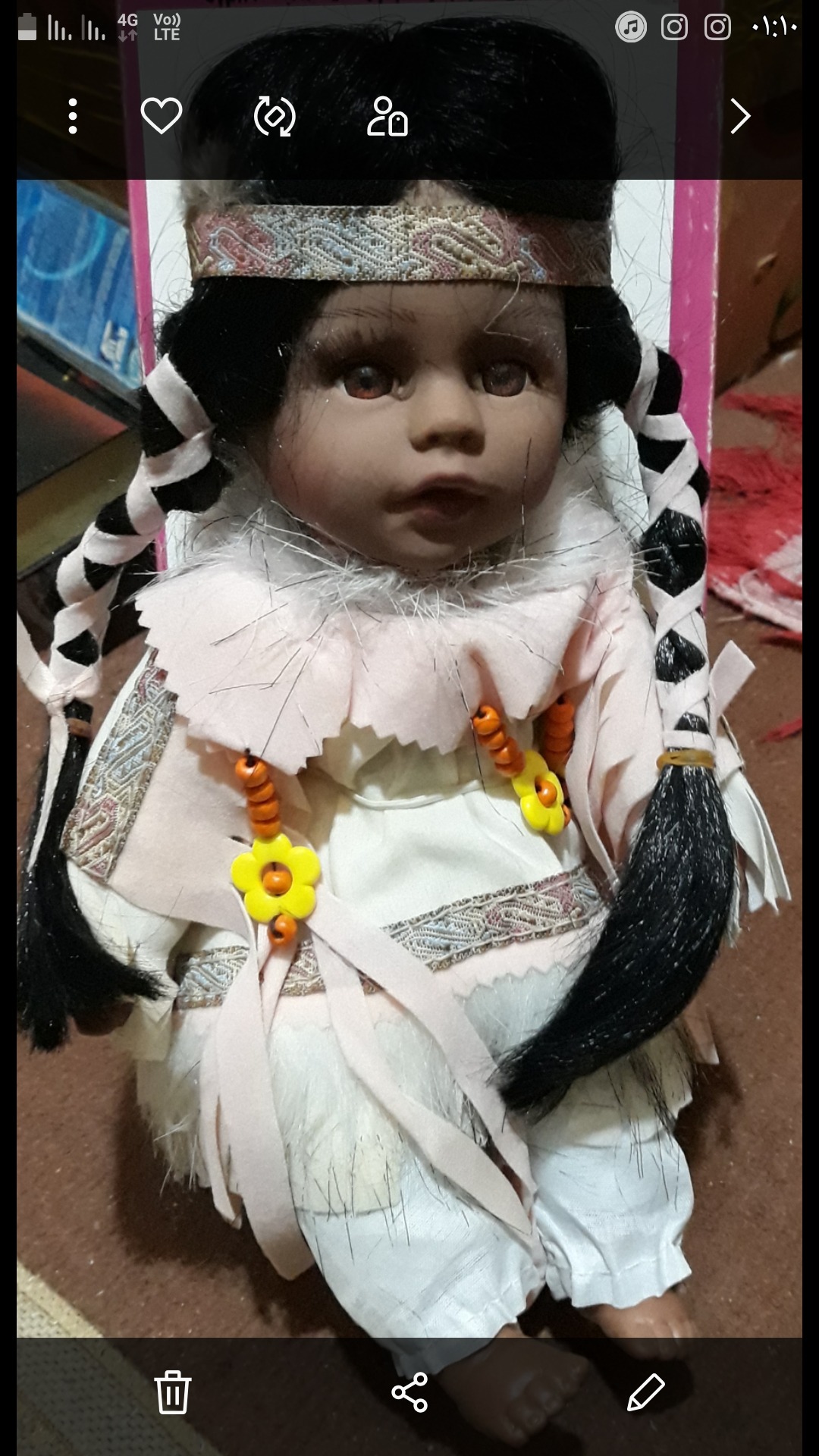 عروسک سرخ پوست