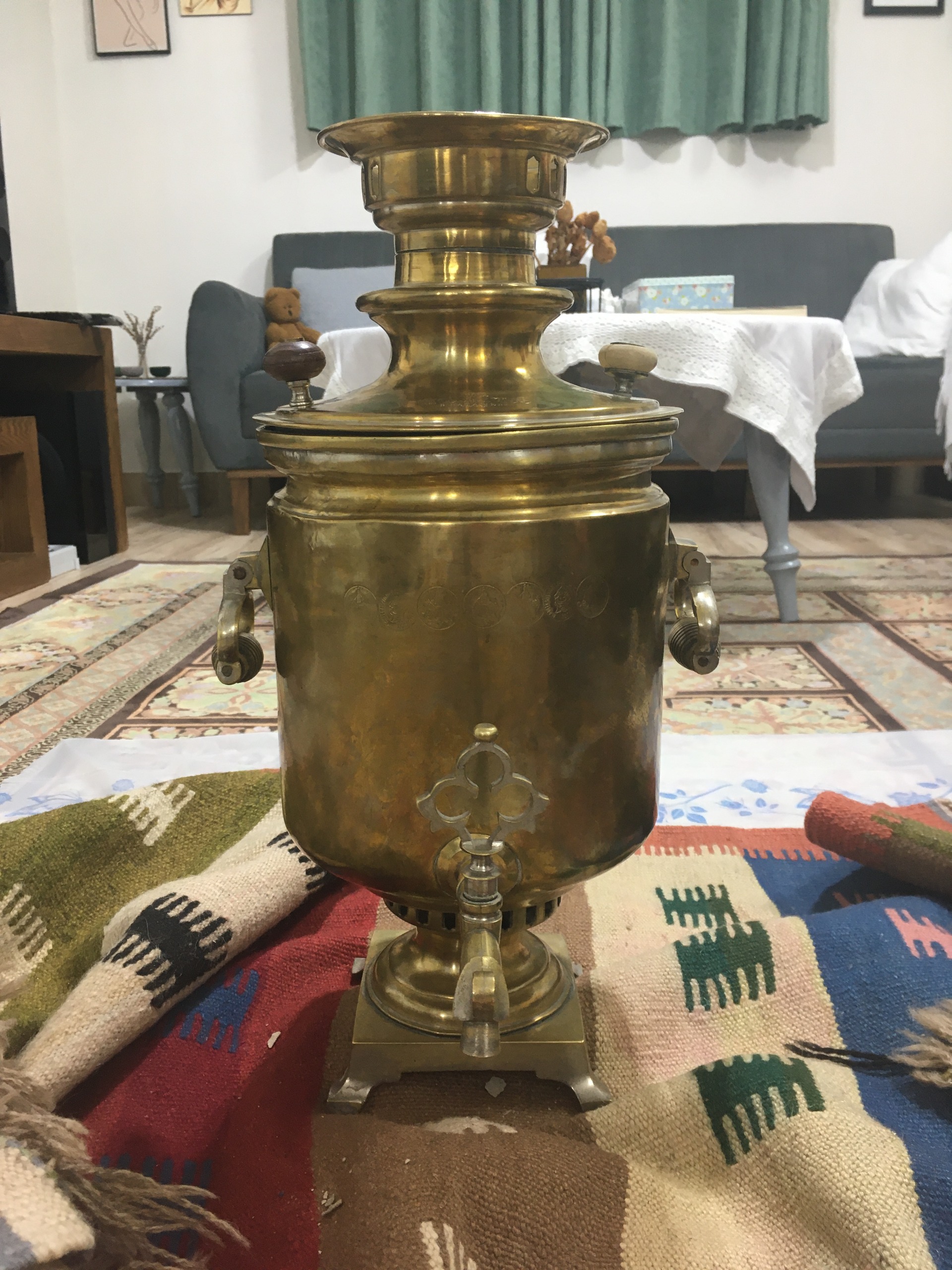 سماور هفت مهر اصل روس قدمت بیش از 130 سال