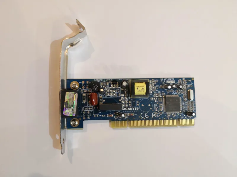 مودم dialup مارک gigabyte