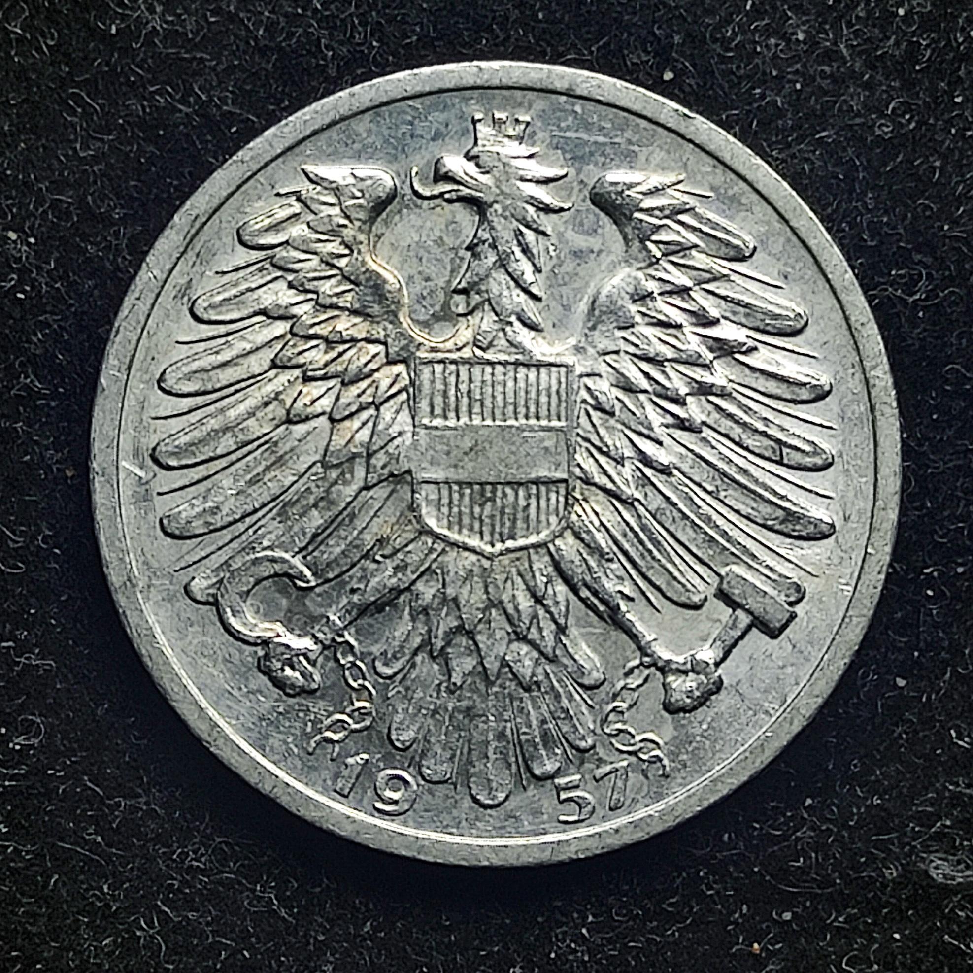 یک شیلینگ قدیمی اتریش 1957