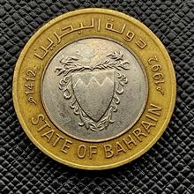 100