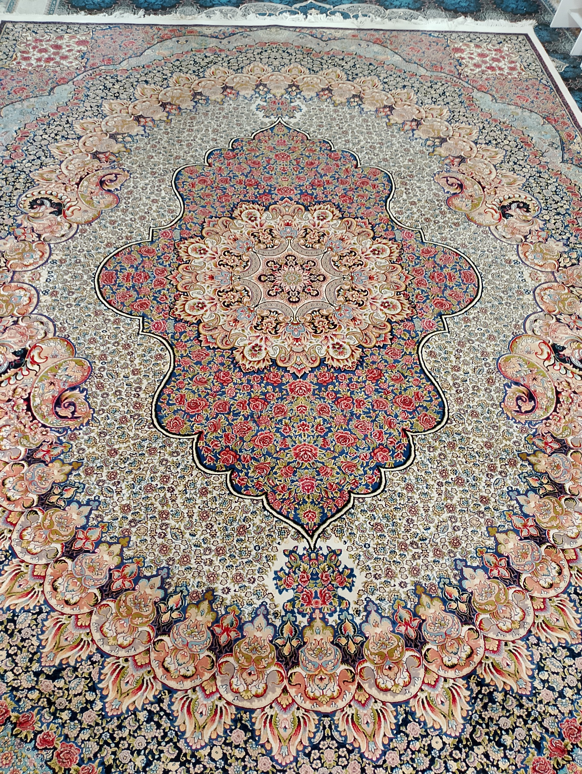 فرش 12 متری