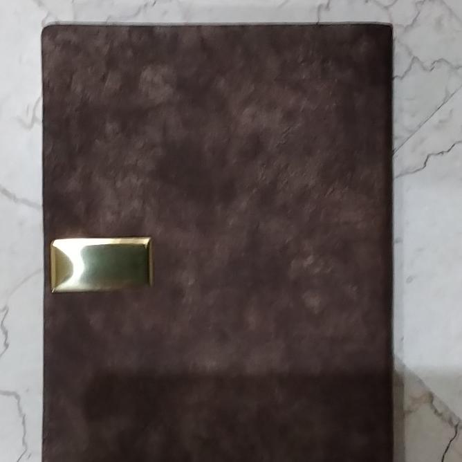 سررسید چرم 1402