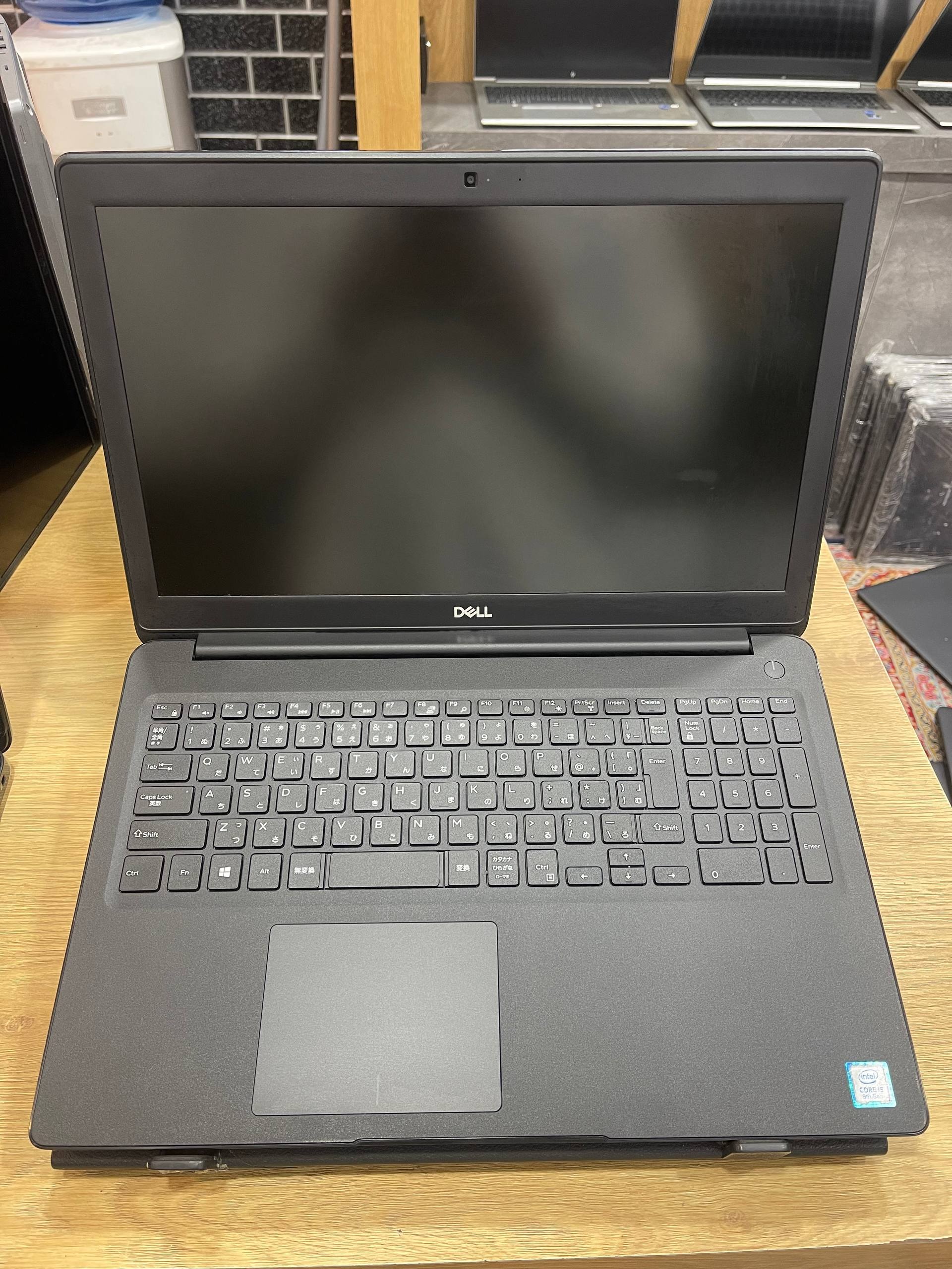 DELL latitude 3500