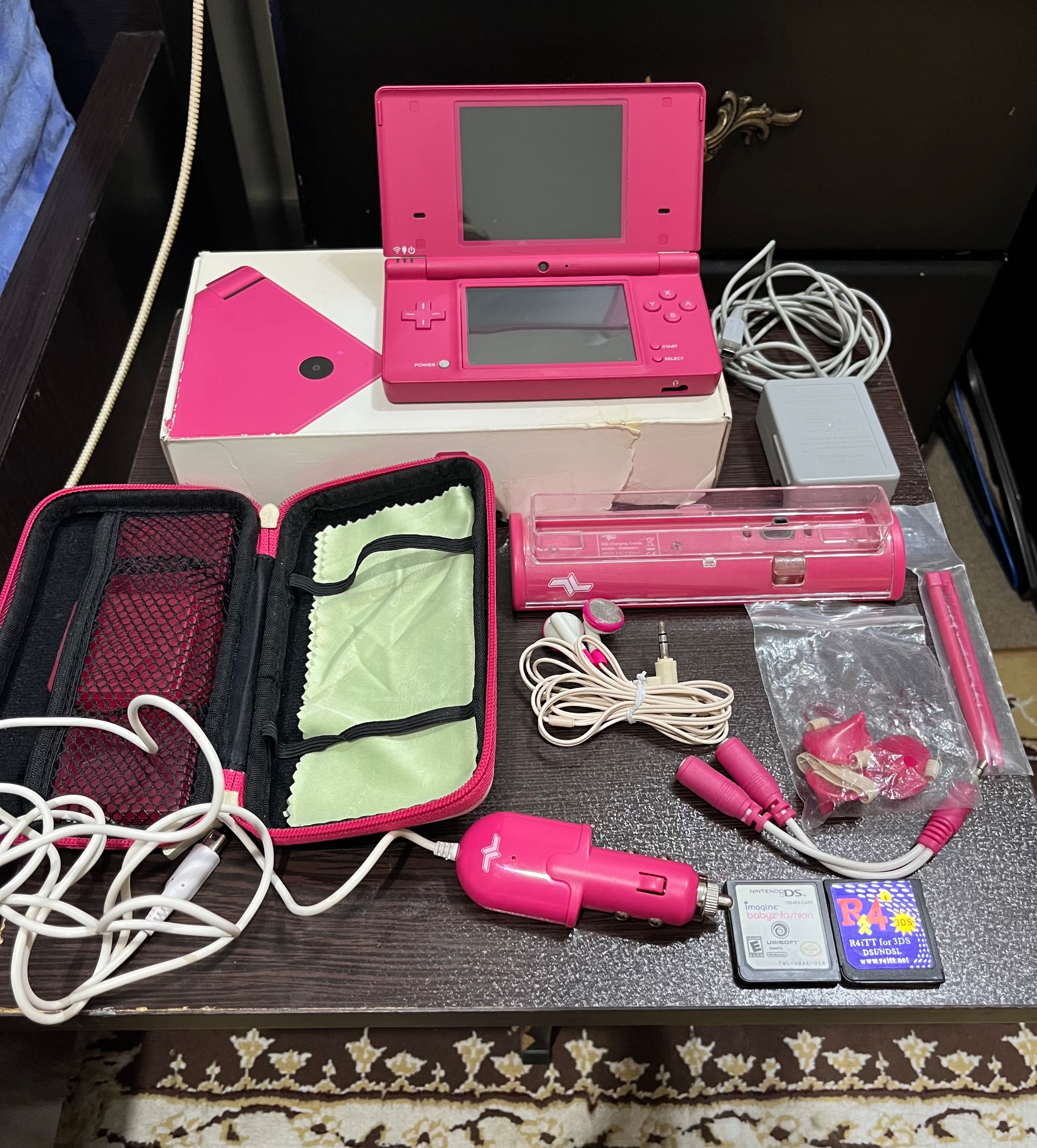 Nintedo dsi pink