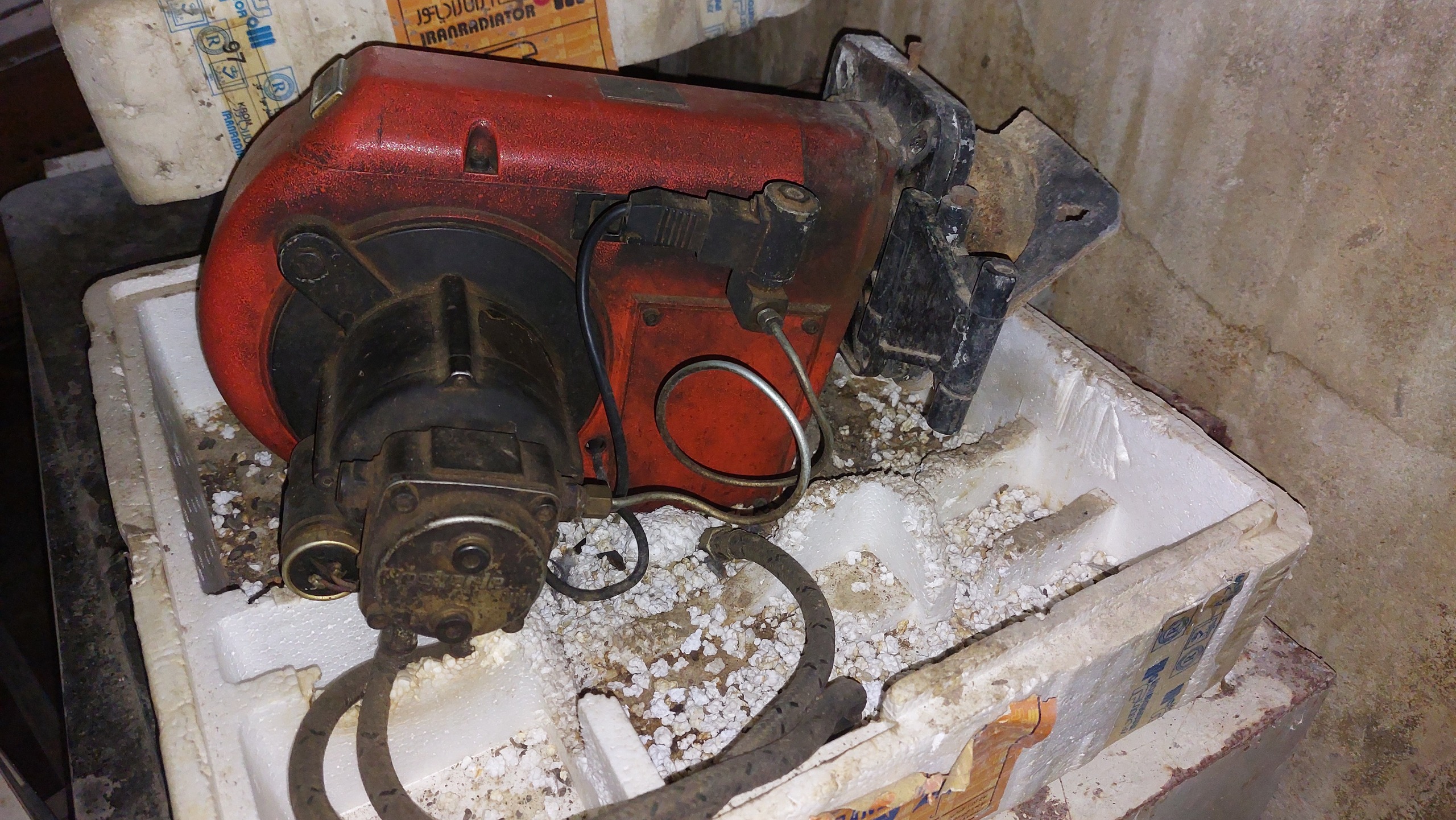 مشعل گازوئیلی آذربان ،سالم