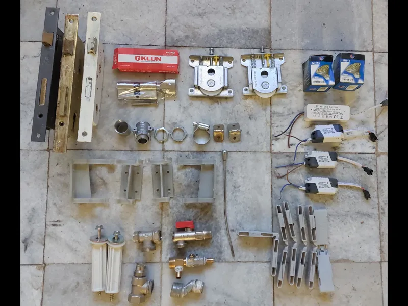 یراق آلات و لوازم برق و تاسیسات،آکبند و درحدنو