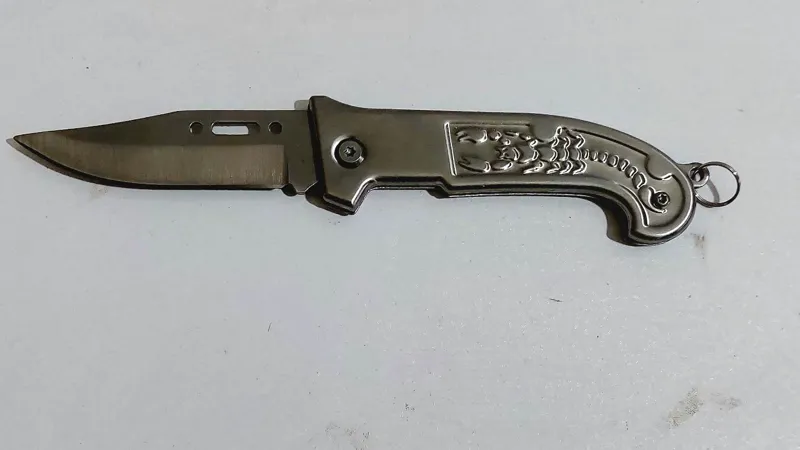 چاقو تاشو جیبی تمام فلز قدیمی،درحدنو