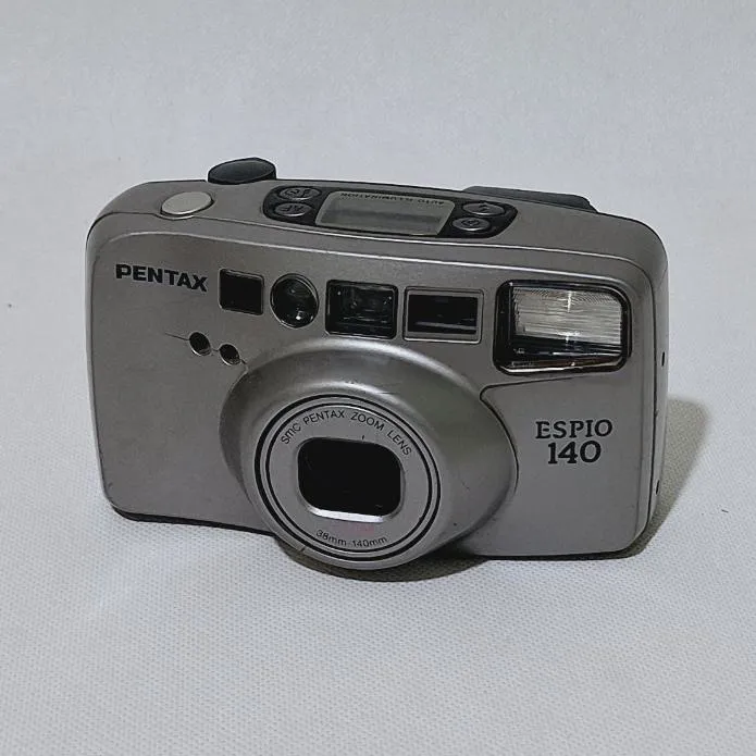 دوربین عکاسی پنتاکسPENTAX140