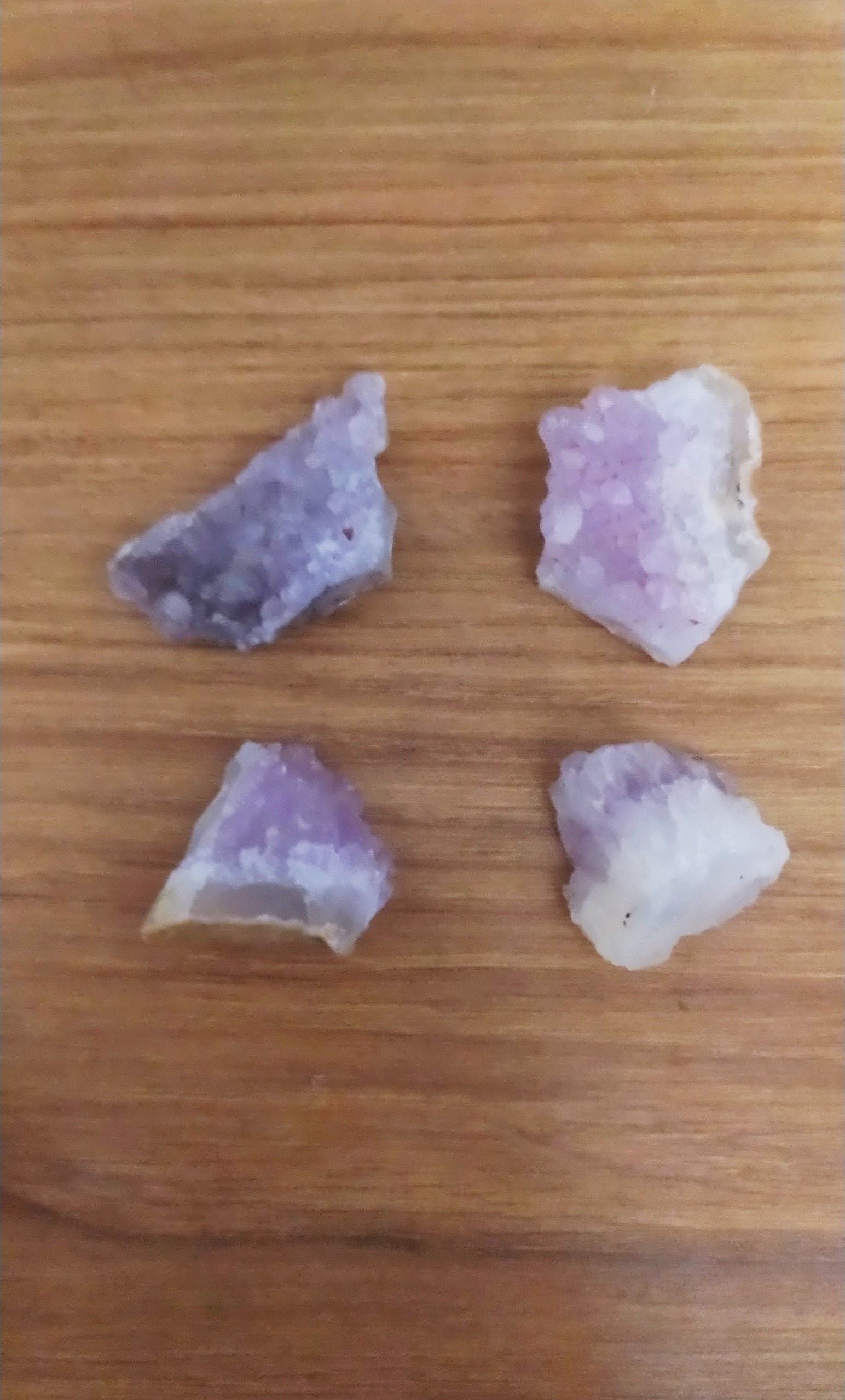 سنگ آماتیس درخشان