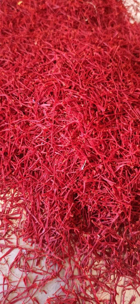 زعفران اصل قائنات 1مثقال