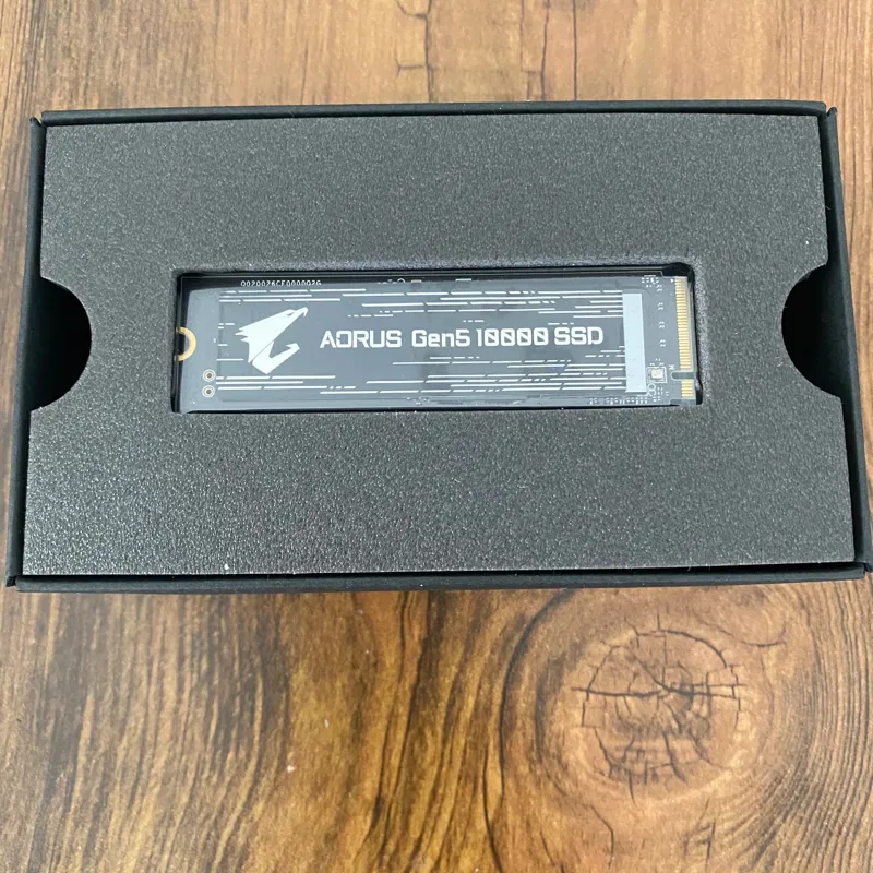 گیگابایت Gigabyte Aorus Gen5 10000 2TB