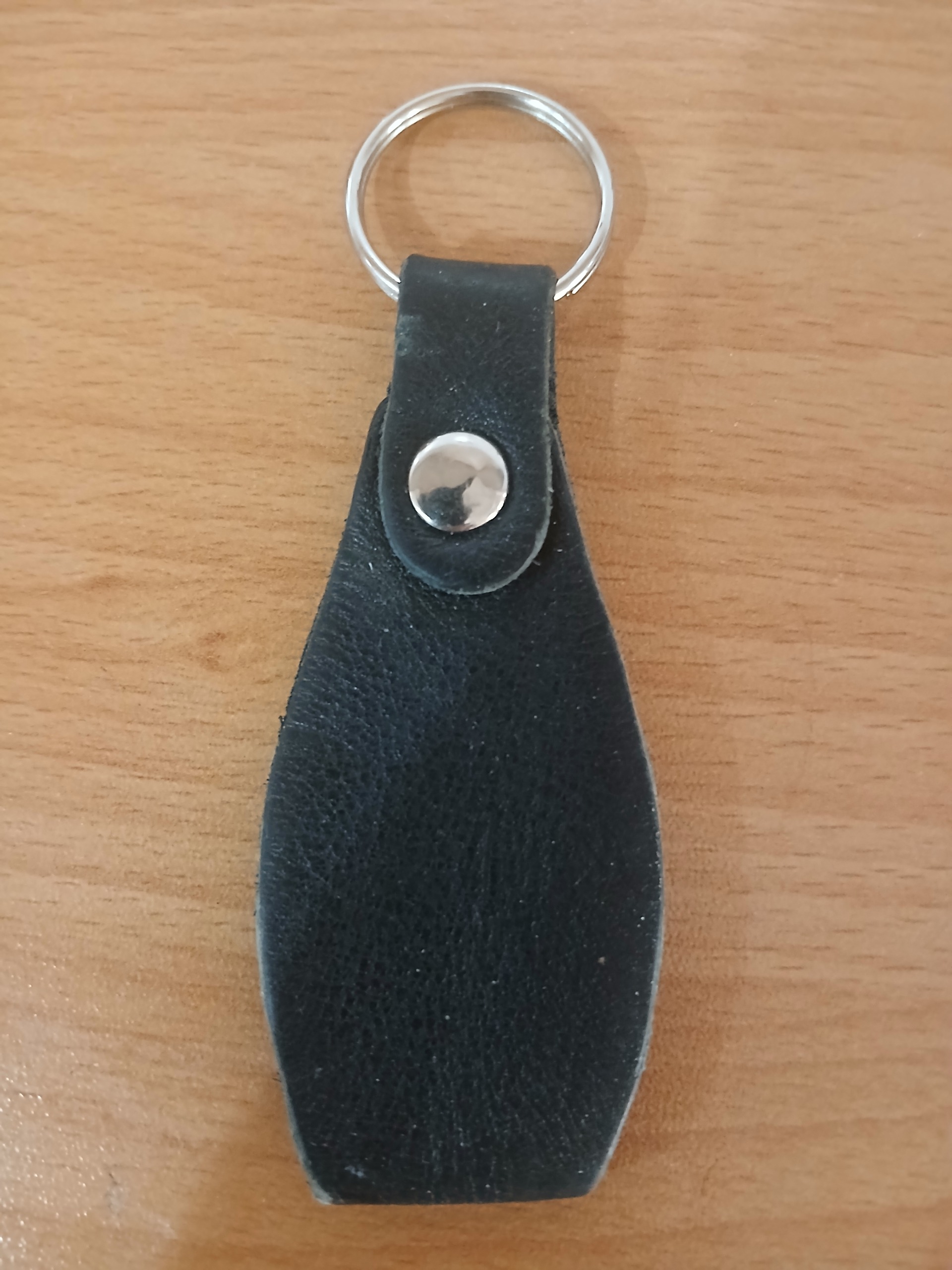 بندکلیدچرمی قابل نصب روی کمربند