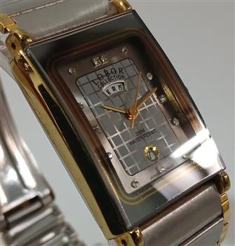 Кремпи гангбанг порно видео онлайн Мен жұлқынып, сперм. Фото.